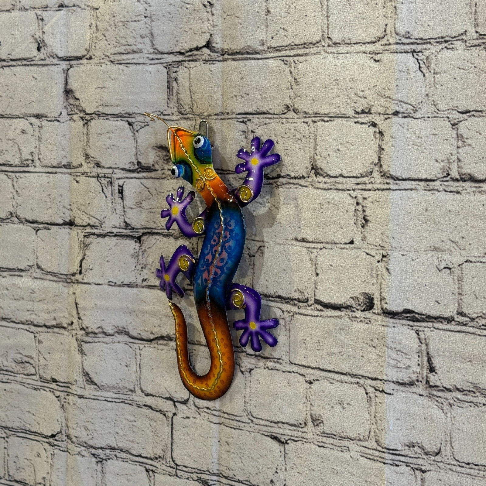 25cm x 10cm Blue Gecko Lizard Metal Tin Wall Hanging Ornament Painted Statue1