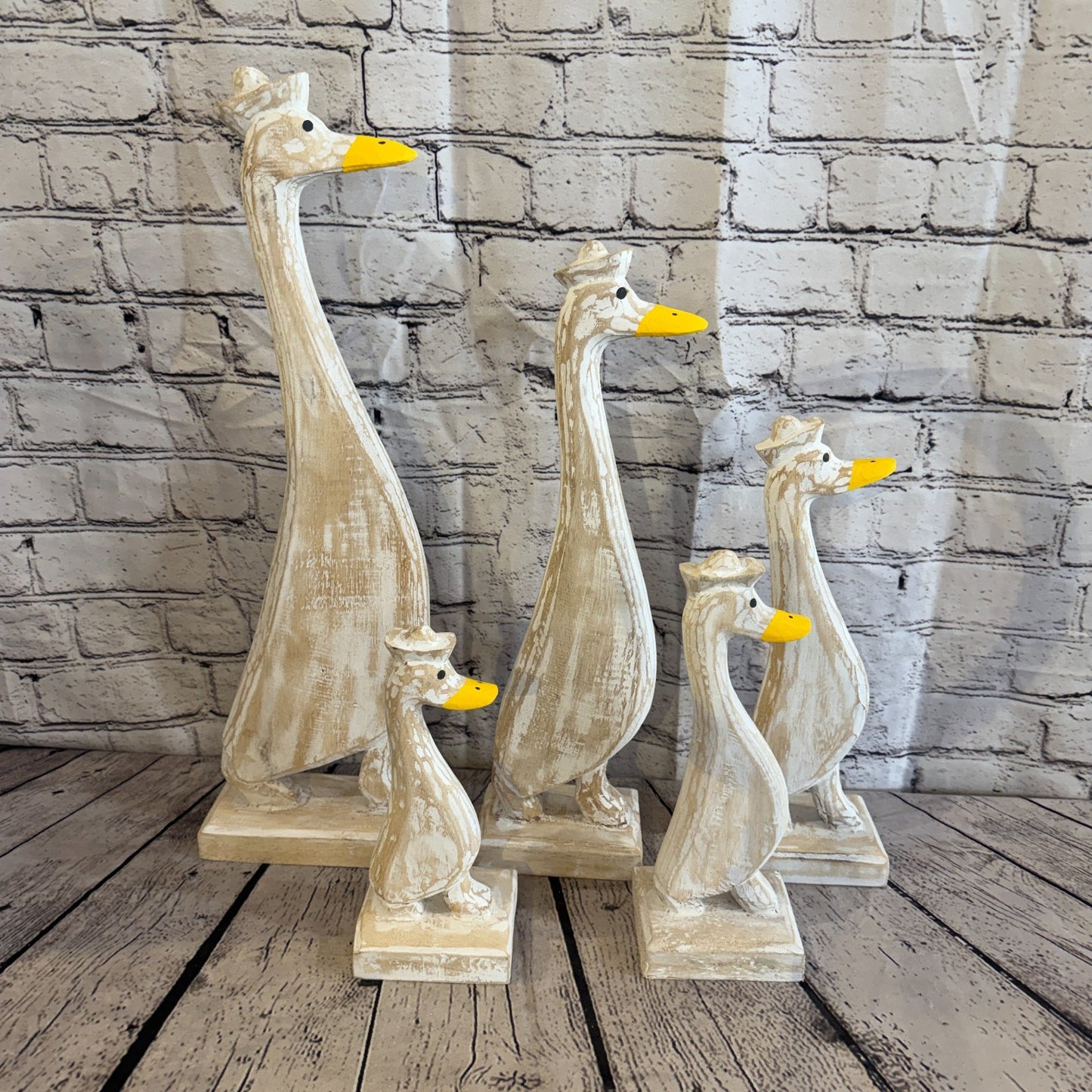 Looking Forward 24cm Tall Wooden White Duckling Baby Duck Shabby Wood Fairtrade8