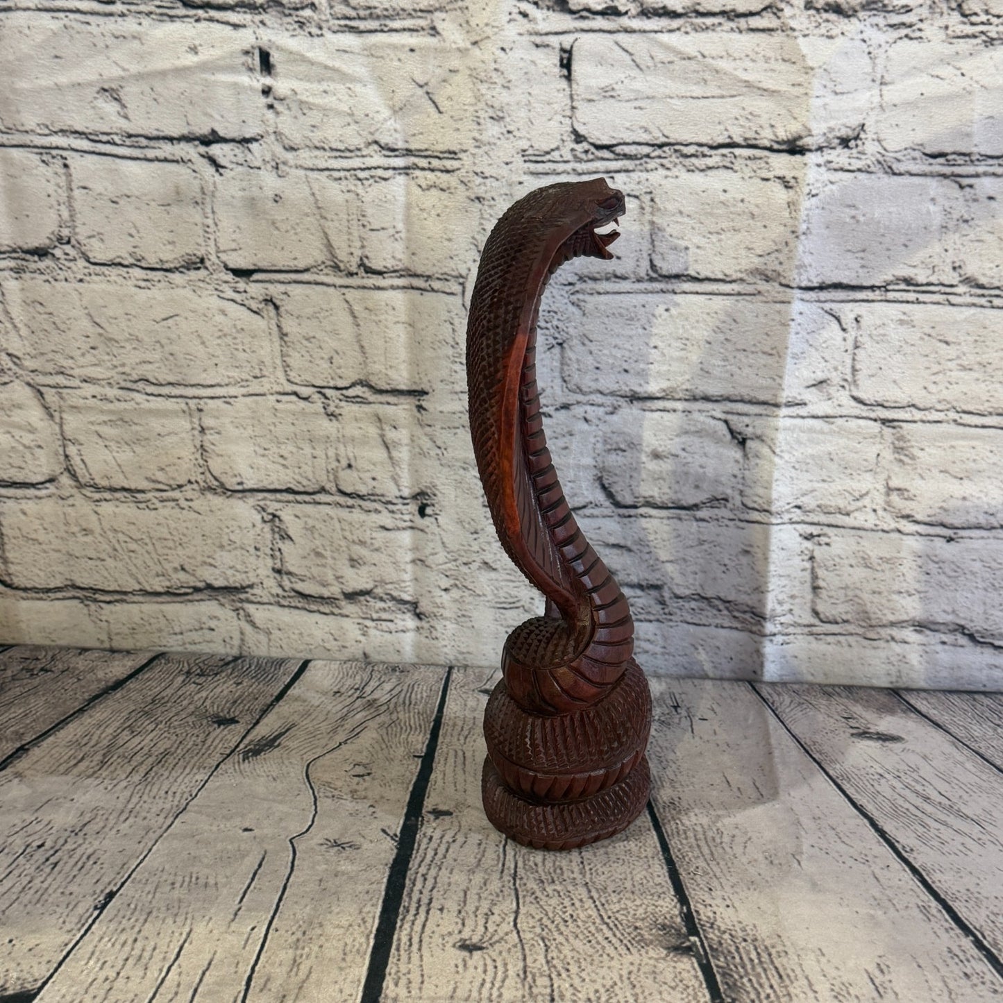 28cm x 15cm Wooden Cobra Exquisite Detailing Snake Ornament Hand Carved3
