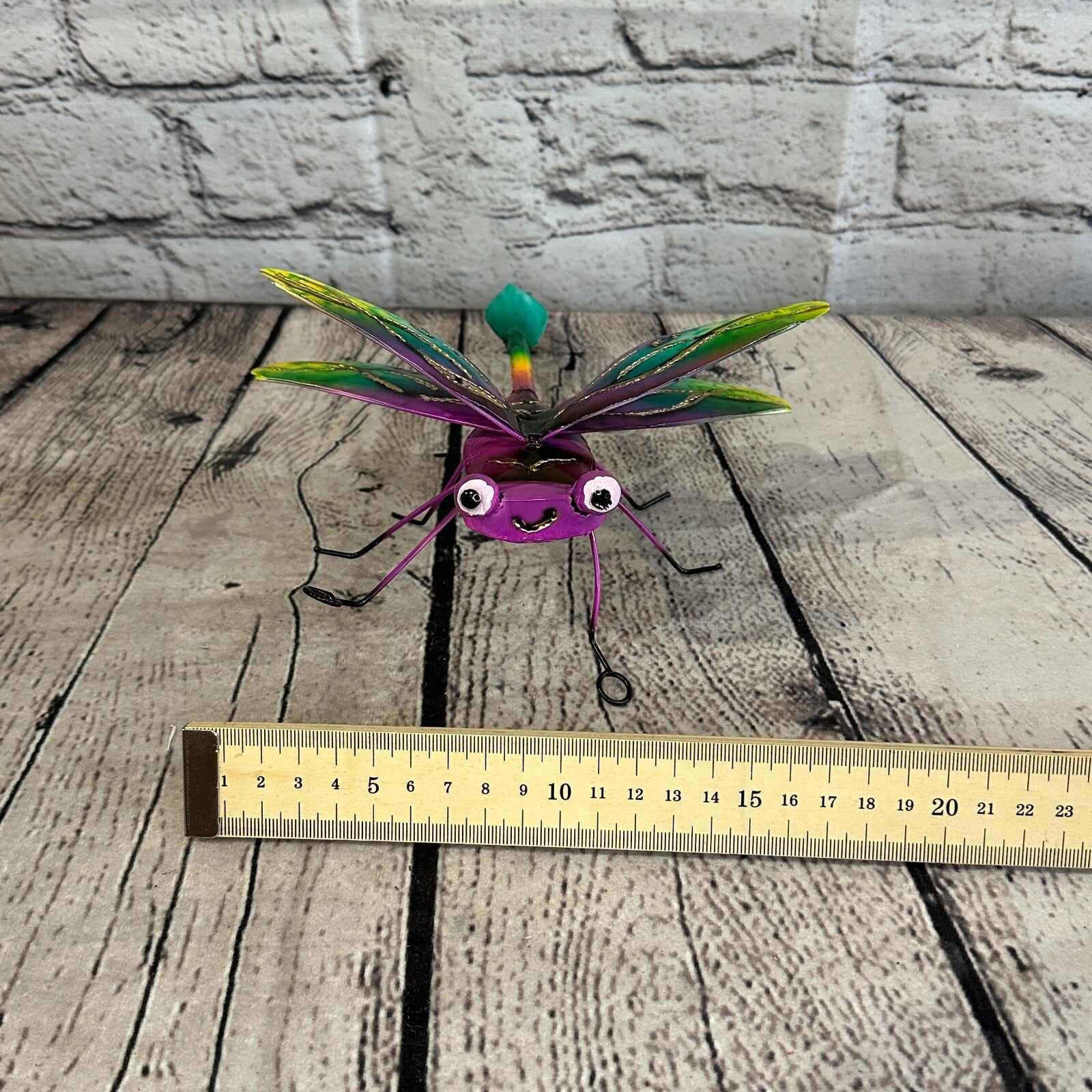 20cm x 15cm Pink Dragonfly Bug Metal Tin Wall Hanging Ornament Painted Statue7