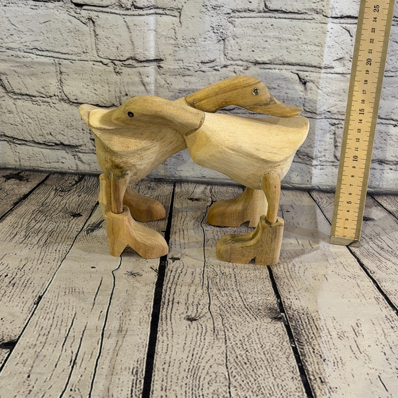 25cm x 20cm Wooden Hugging Duck Bamboo Root Romantic Vintage Rustic Funny Gift5