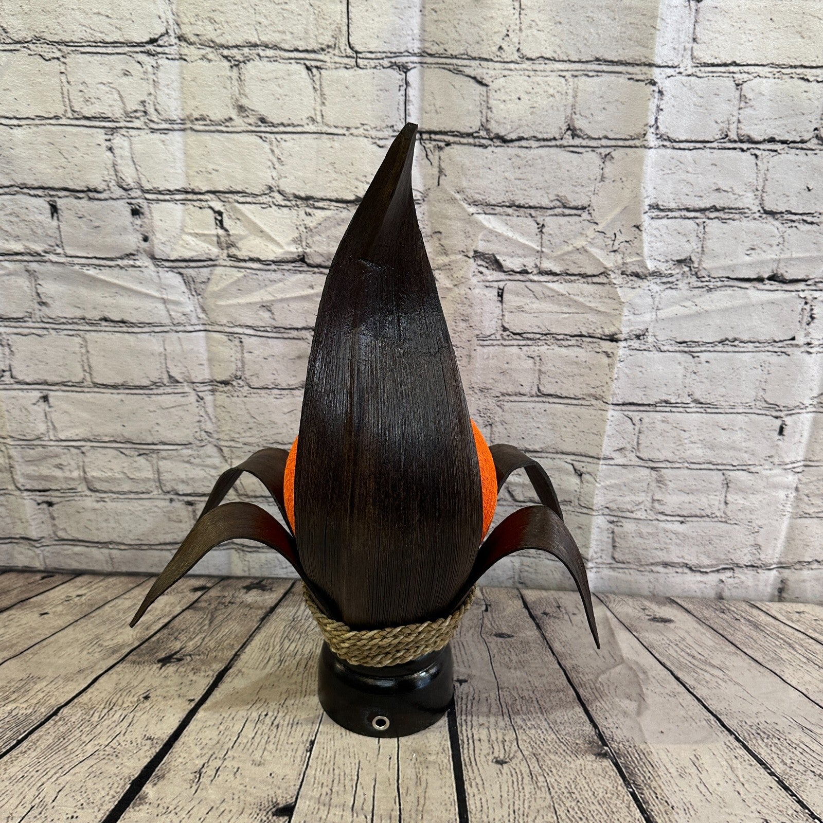 Orange Brown Leaf Natural 50cm Tall Leaf Lamp Twist LED UK Mains Plug Design 103