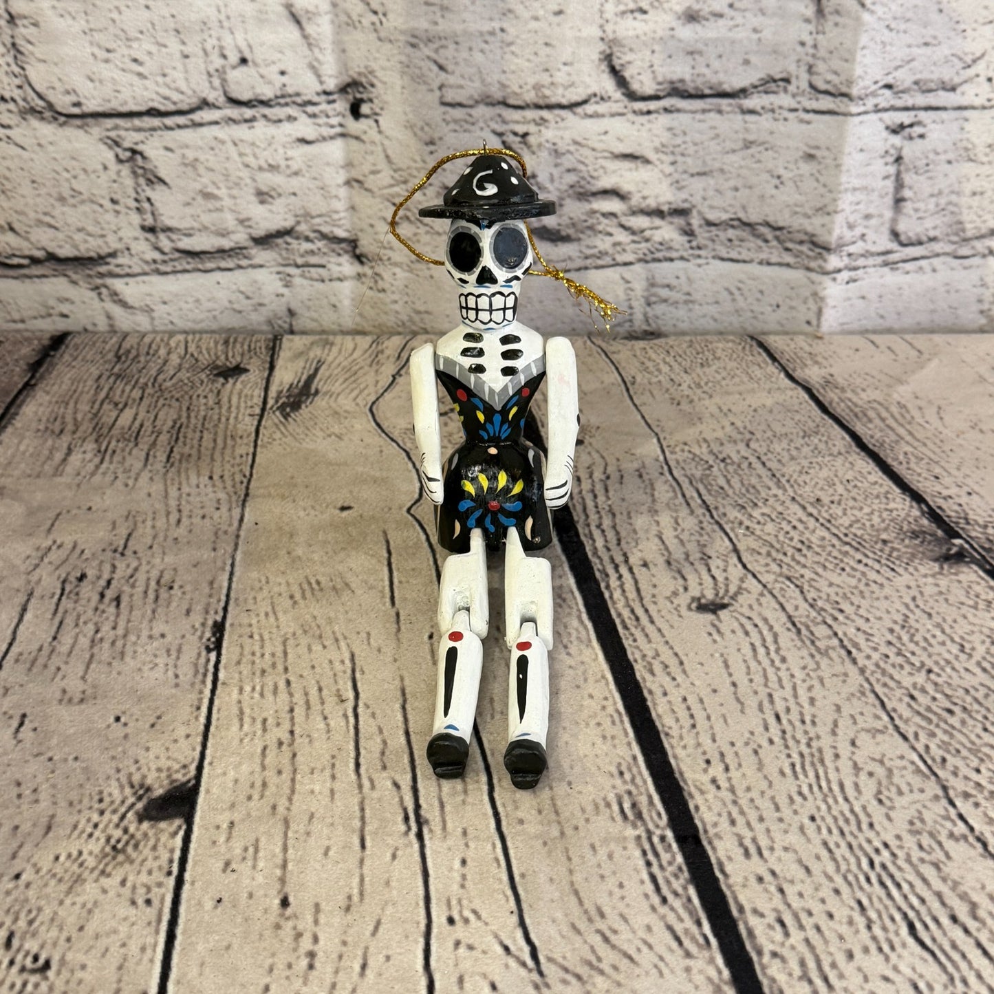 10cm Black Day Of The Dead Lady Sitting Animal, Wooden Shelf Ornament Fairtrade1