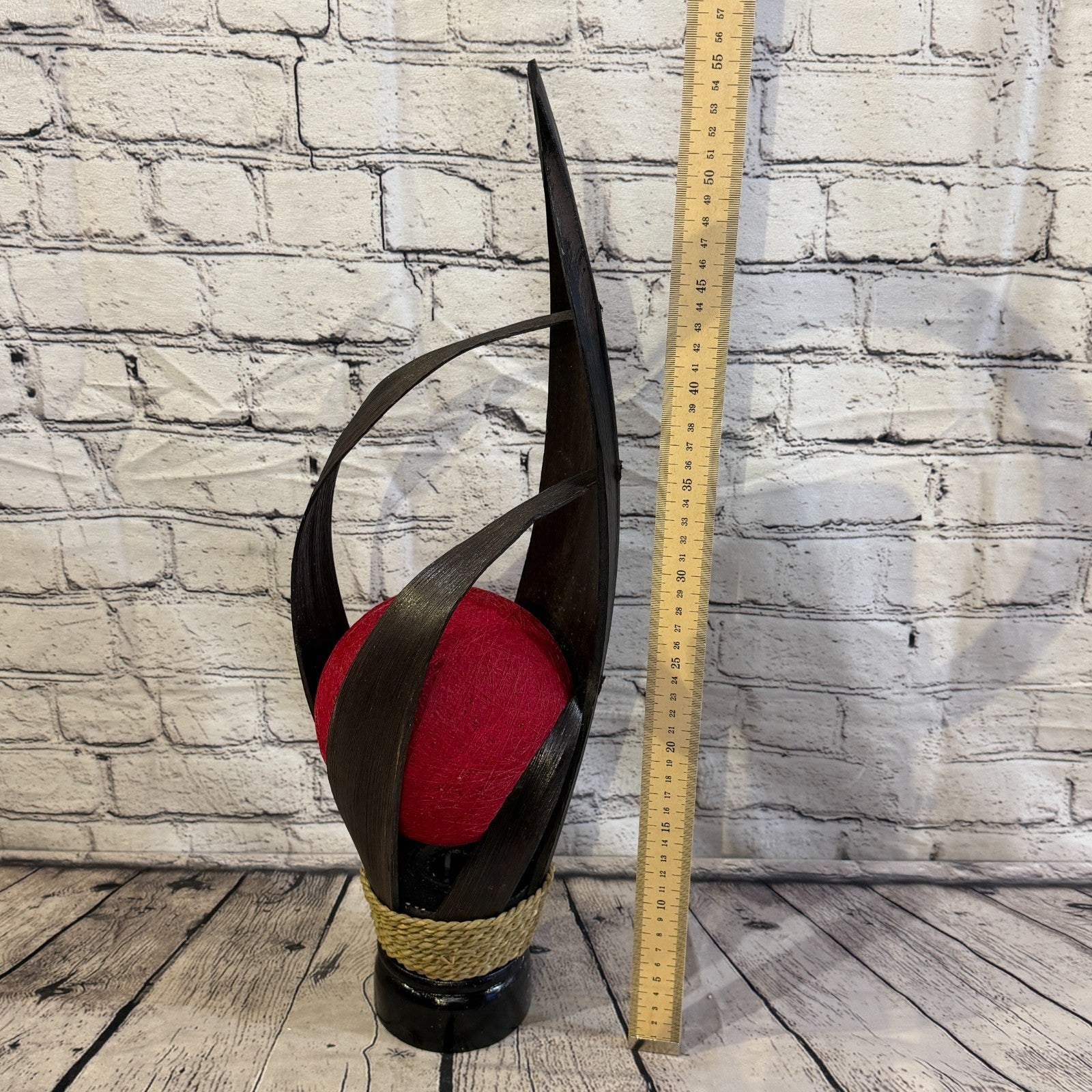 Red Light Brown Natural 55cm Tall Leaf Lamp Twist LED UK Mains Plug Design 34