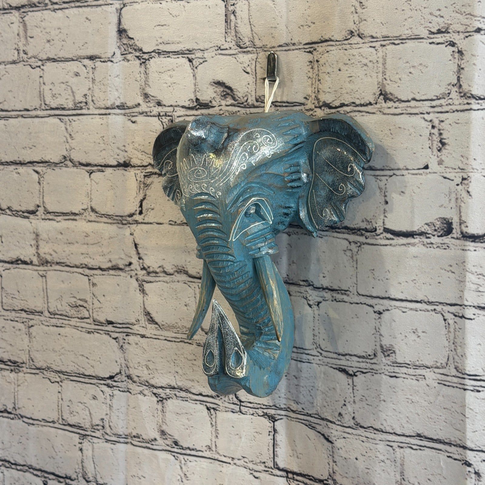 25cm x 25cm Silver Blue Painted Wood Elephant Head Wall Mounted Art Shabby1