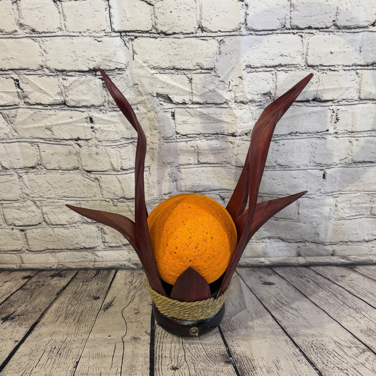 Orange Light Red Natural 45cm Tall Leaf Lamp Twist LED UK Mains Plug Design 44