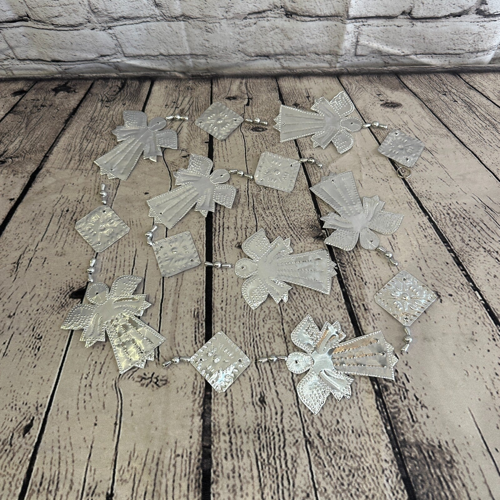 Aluminium Stamped Sitting Angel String Wall Hangings Home Decoration0