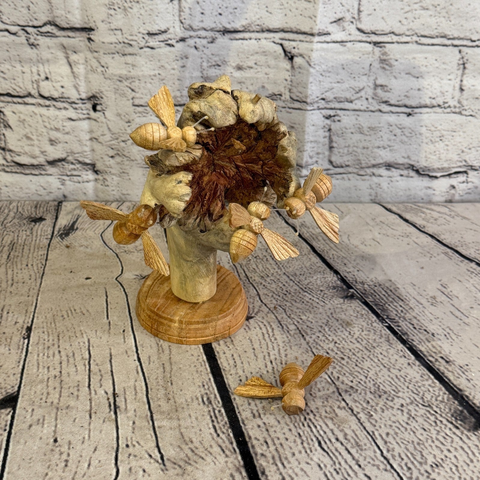 5 Bees Honeycomb Mushroom Bee Parasite Wood Ornament Natural Carving Wooden5