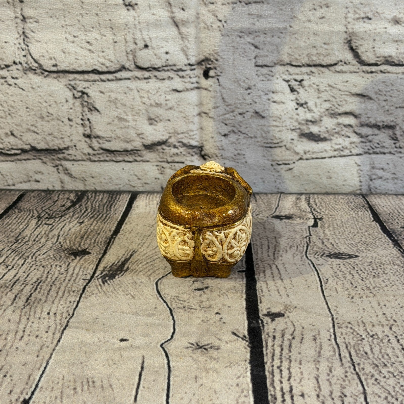 White & Bronze 8cm x 5cm Elephant Tea Light Holder Statue Resin Hindu4