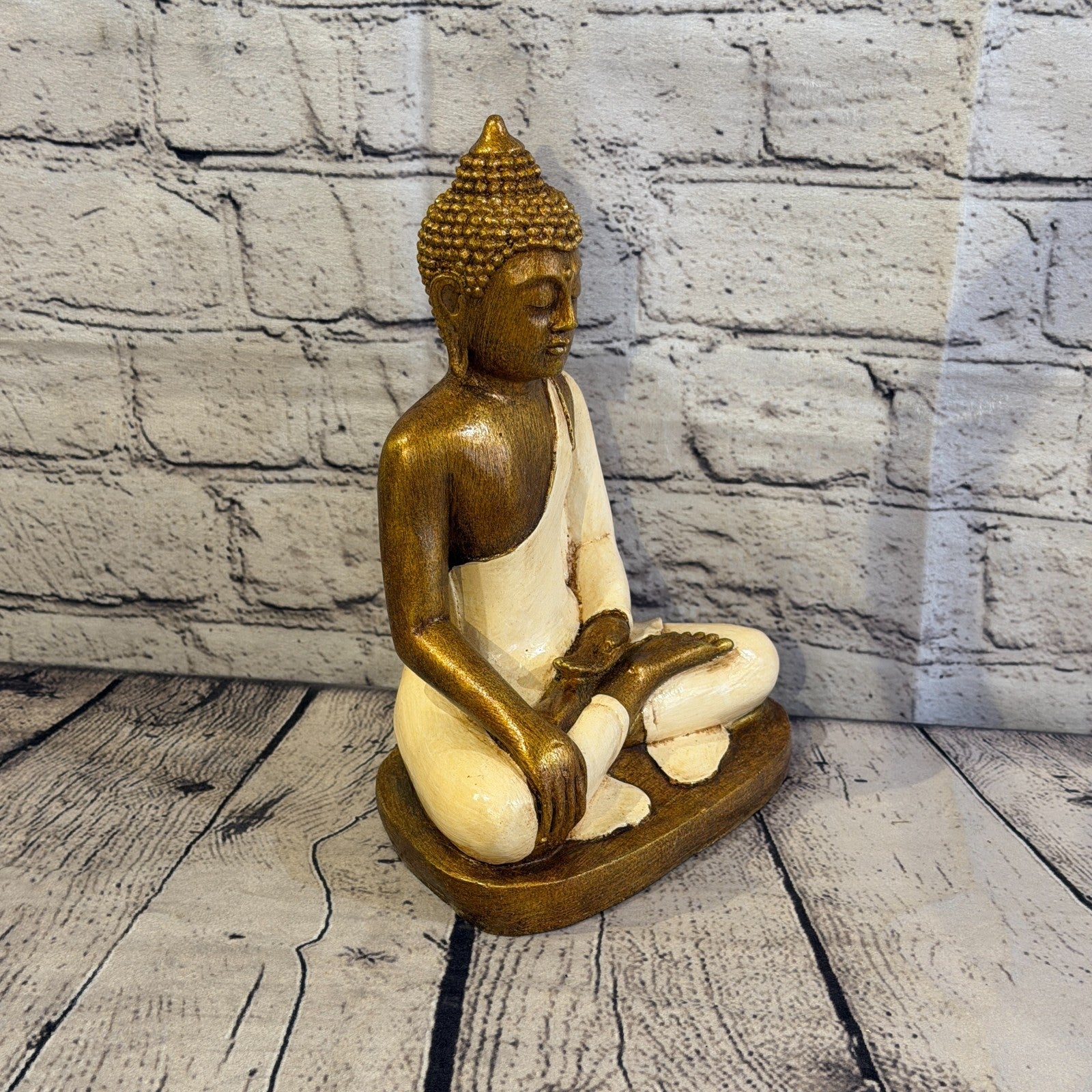 White & Bronze 25cm x 15cm Large Thai Buddha Sitting Statue Resin Hindu2