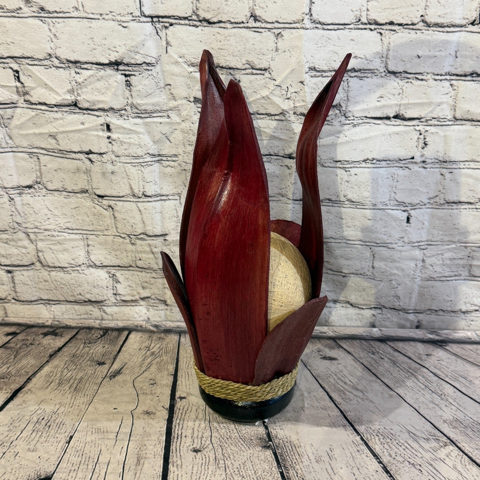 White Light Red Natural 45cm Tall Leaf Lamp Twist LED UK Mains Plug Design 21