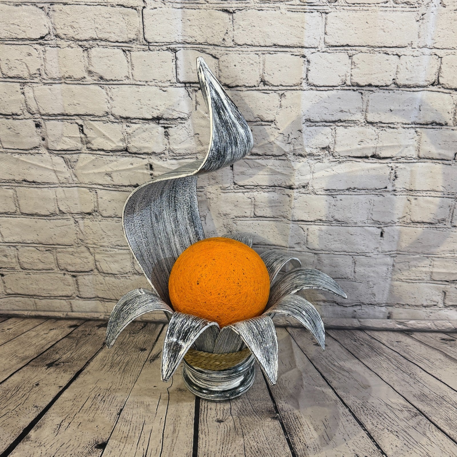Orange Light Silver Natural 50cm Tall Leaf Lamp Twist LED UK Mains Plug Design 72
