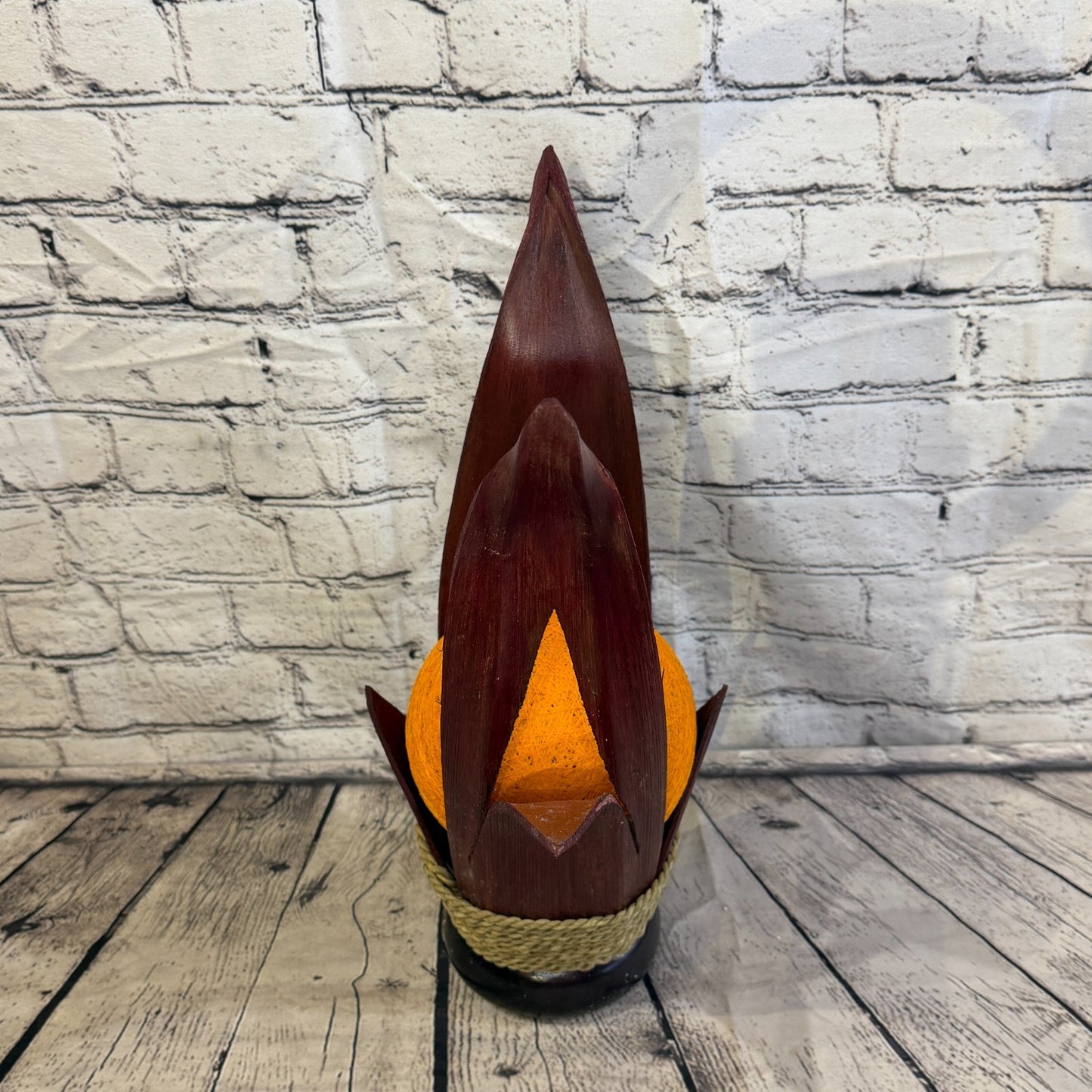 Orange Light Red Natural 45cm Tall Leaf Lamp Twist LED UK Mains Plug Design 43
