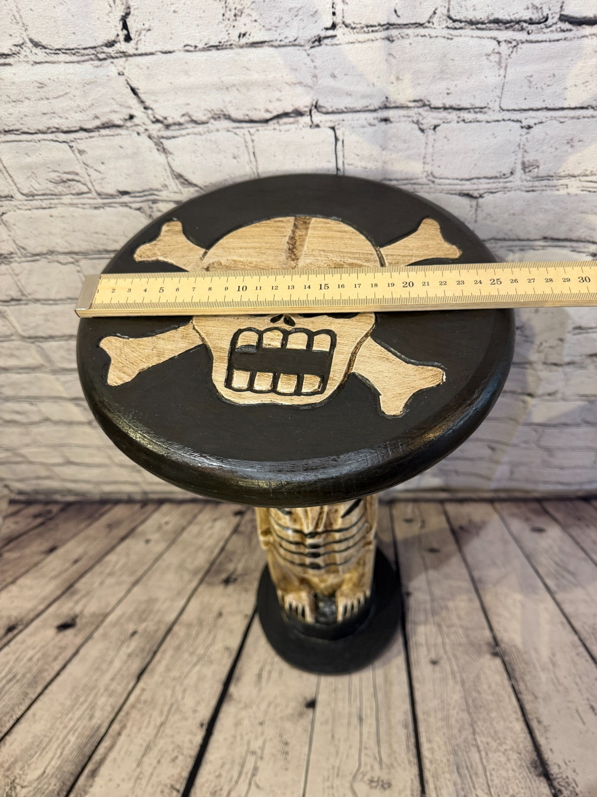 70cm x 25cm Sitting Skull Round Wooden Coffee Table Bar Restaurant Garden Pub7
