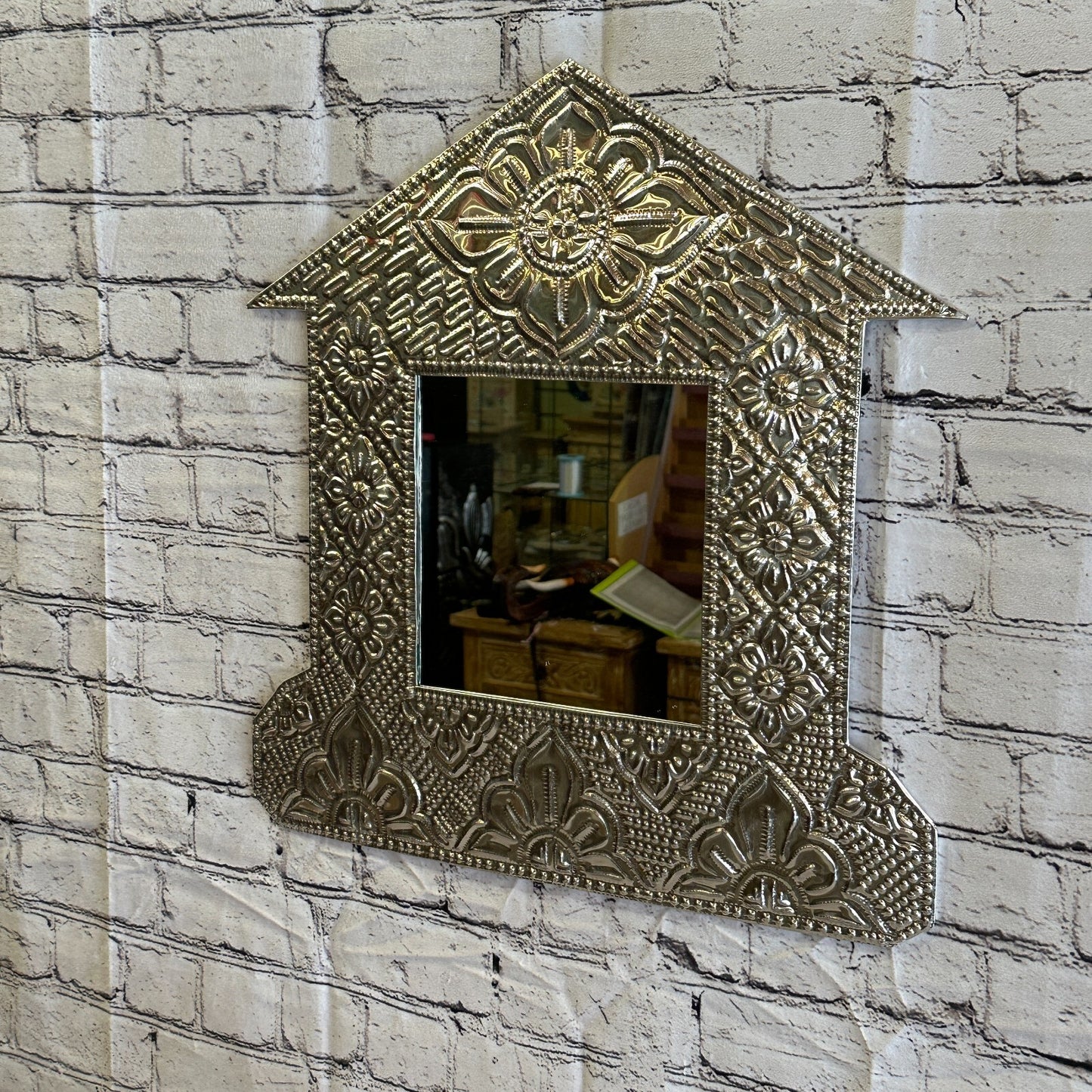 45cm Aluminium Stamped House Flower Mirror Wall Hangings for Home Decoration1