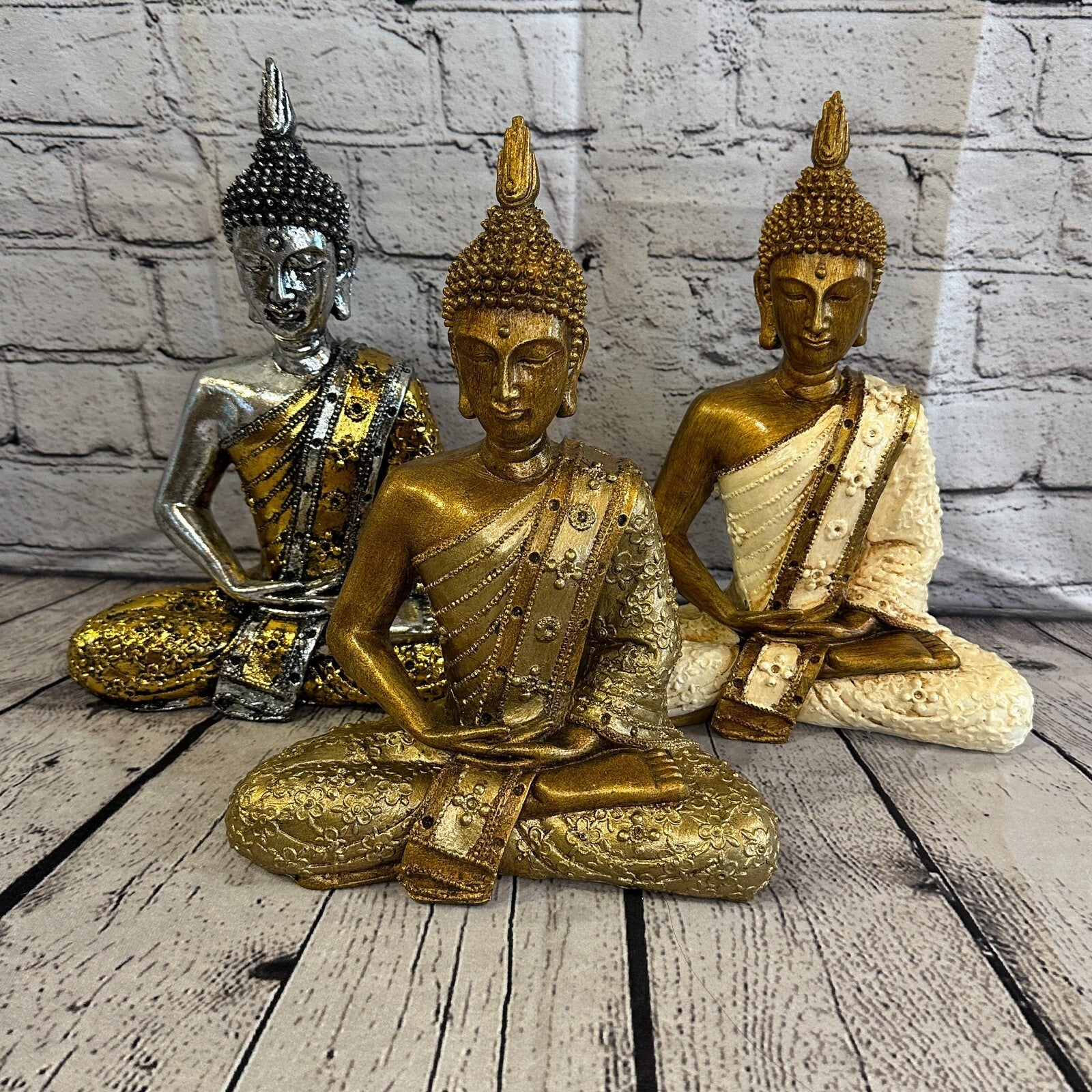White & Bronze 20cm x 12cm Large Thai Spike Buddha Sitting  Statue Resin Hindu10