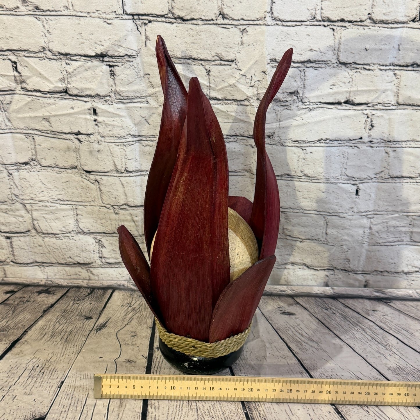 White Light Red Natural 45cm Tall Leaf Lamp Twist LED UK Mains Plug Design 25