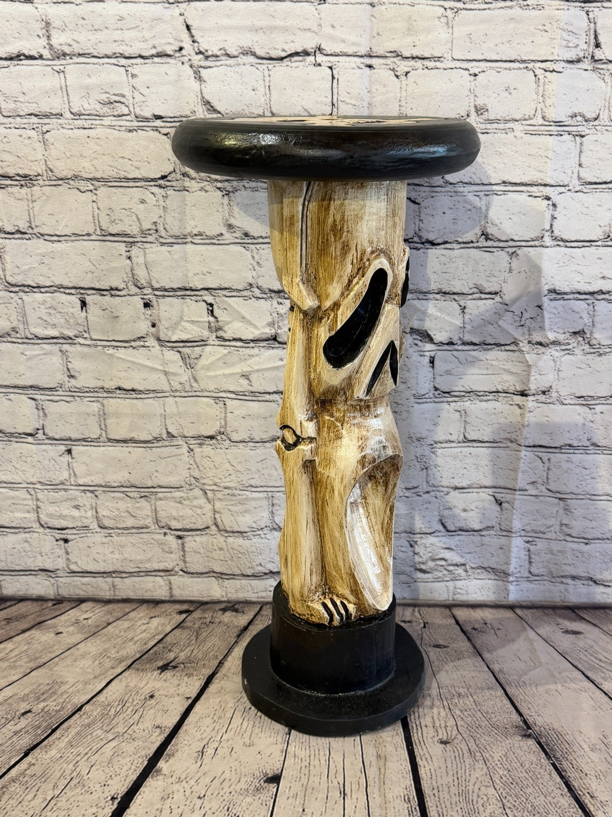 55cm x 25cm Scream Skull Round Wooden Coffee Table Bar Restaurant Garden Pub2