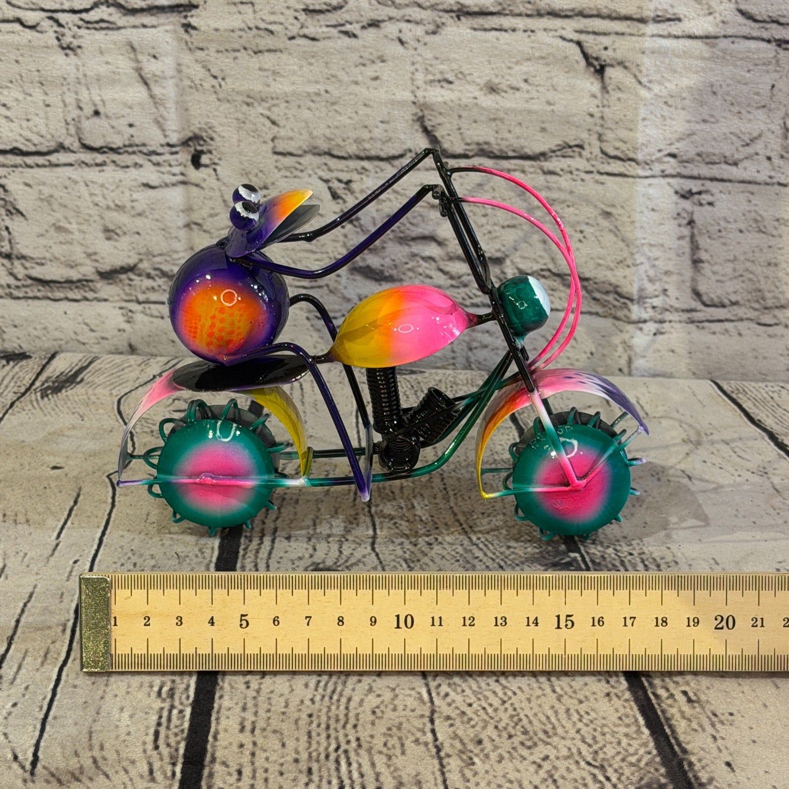18cm x 15cm Frog Riding Motorbike Purple Metal Tin Wall Hanging Ornament Statue6