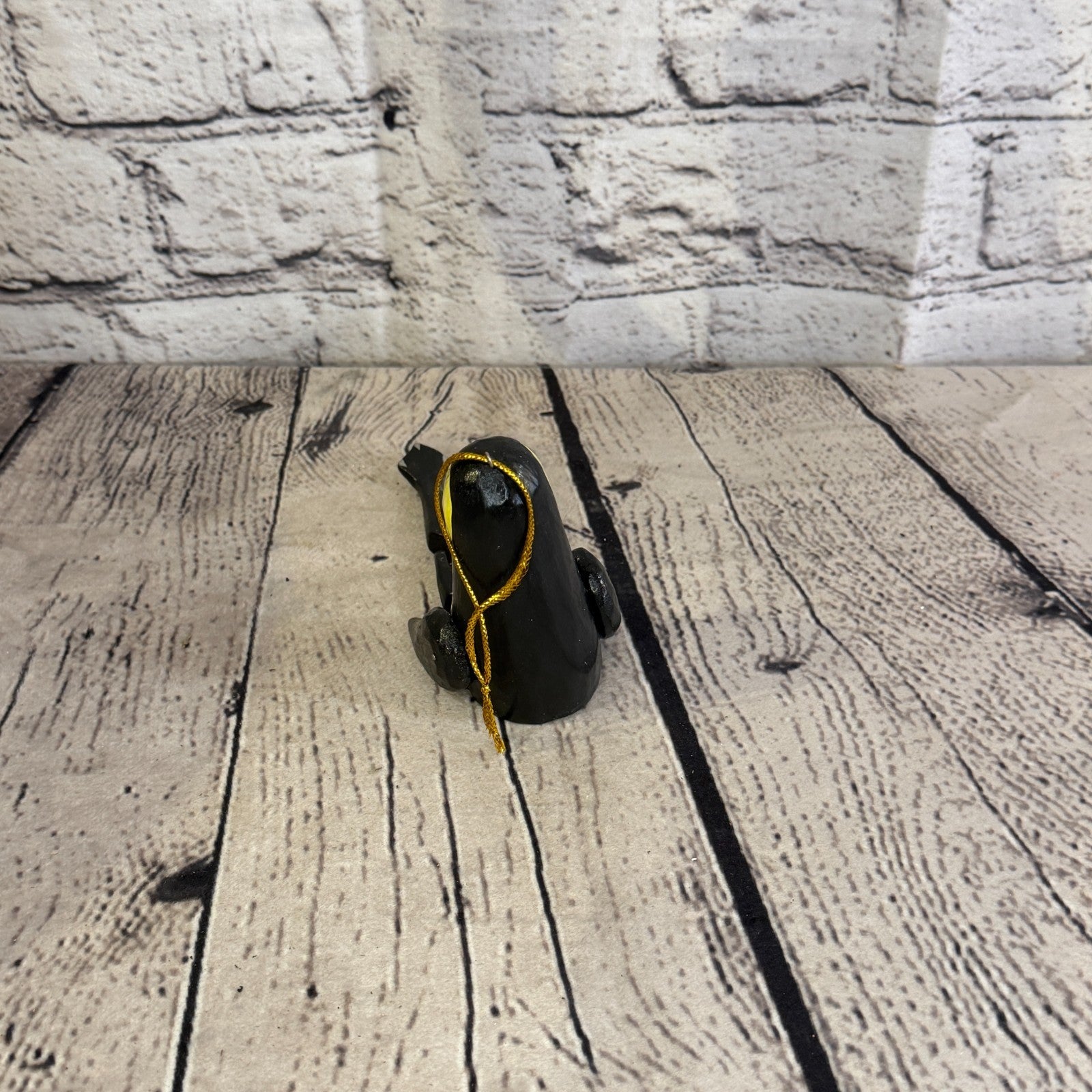 10cm Black White Penguin Sitting Animal Wooden Shelf Ornament Handmade Fairtrade4