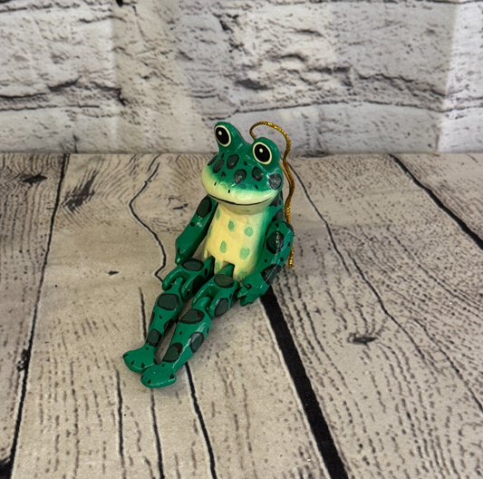 10cm Green Frog Sitting Animal Wooden Shelf Ornament Handmade Fairtrade0