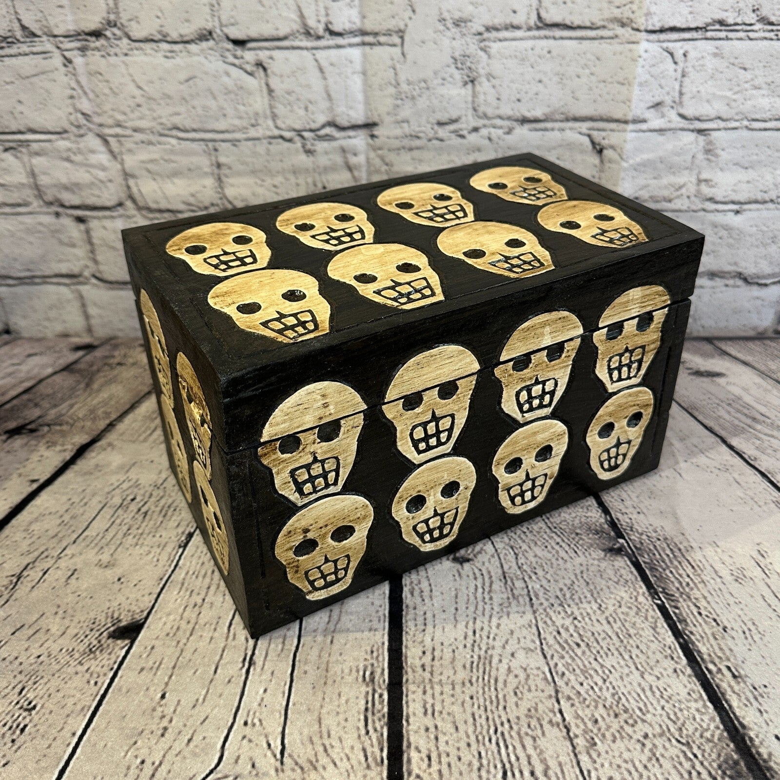 25cm x 15cm x 15cm Square Wooden Gothic Skeleton Skull Coffin Jewellery Box2
