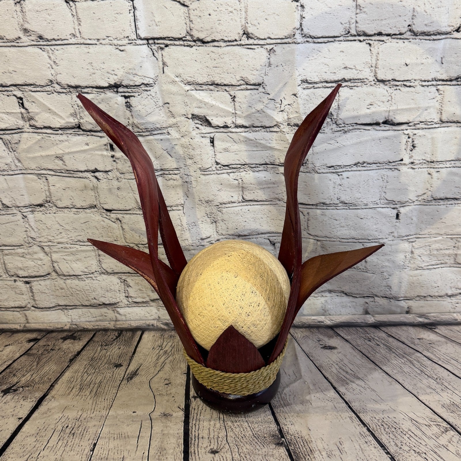 White Light Red Natural 45cm Tall Leaf Lamp Twist LED UK Mains Plug Design 44