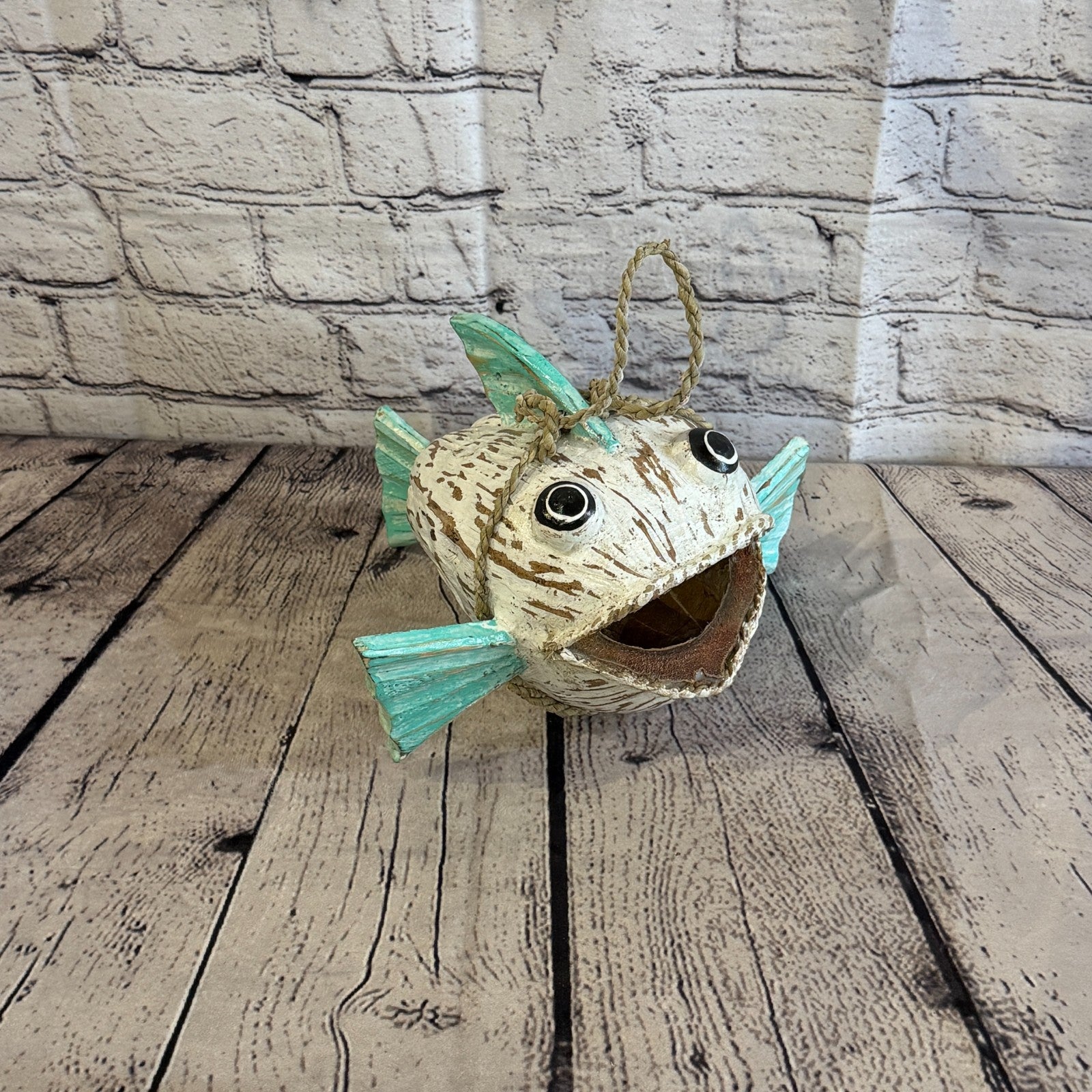 White Green Fins Folk Art Painted Shark Fish Coconut Shell Ornaments Hanging3