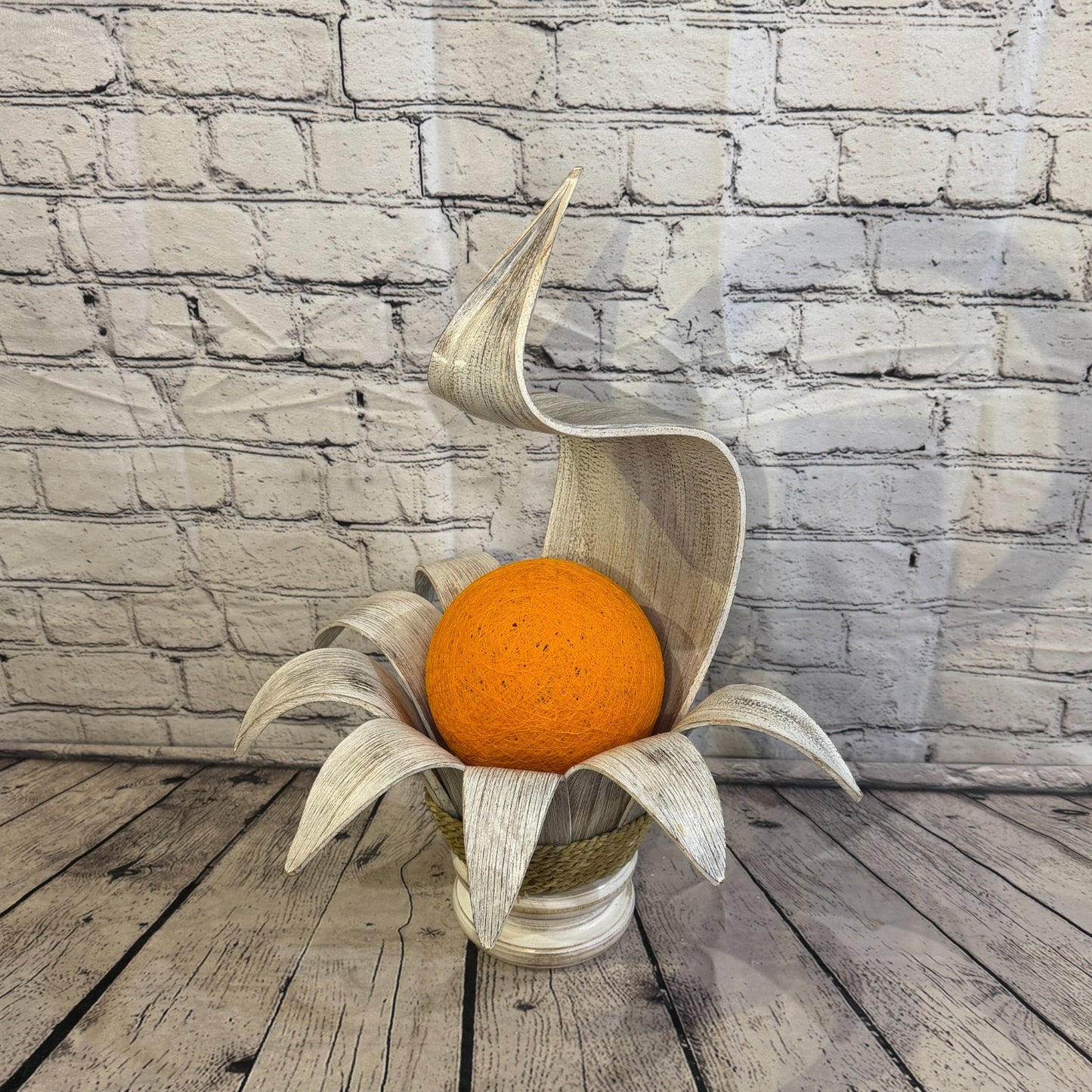 Orange Light White Natural 50cm Tall Leaf Lamp Twist LED UK Mains Plug Design 70