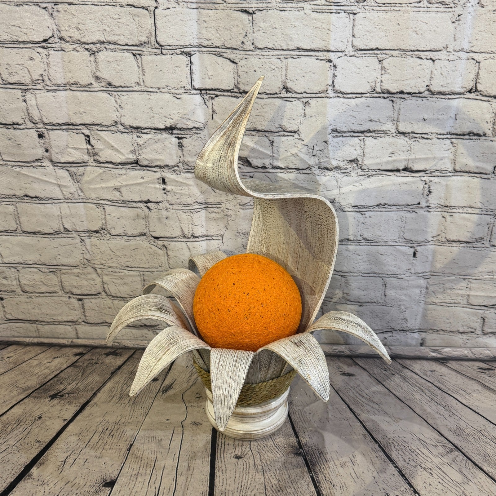 Orange Light White Natural 50cm Tall Leaf Lamp Twist LED UK Mains Plug Design 70