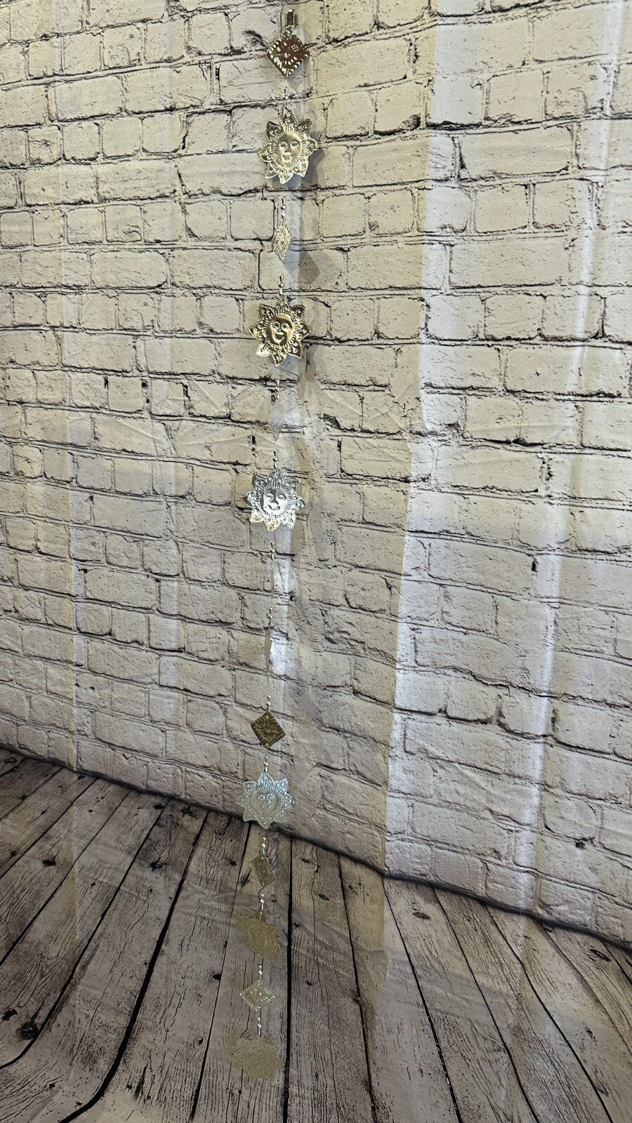 Aluminium Stamped Sitting Sun Face String Wall Hangings Home Decoration6