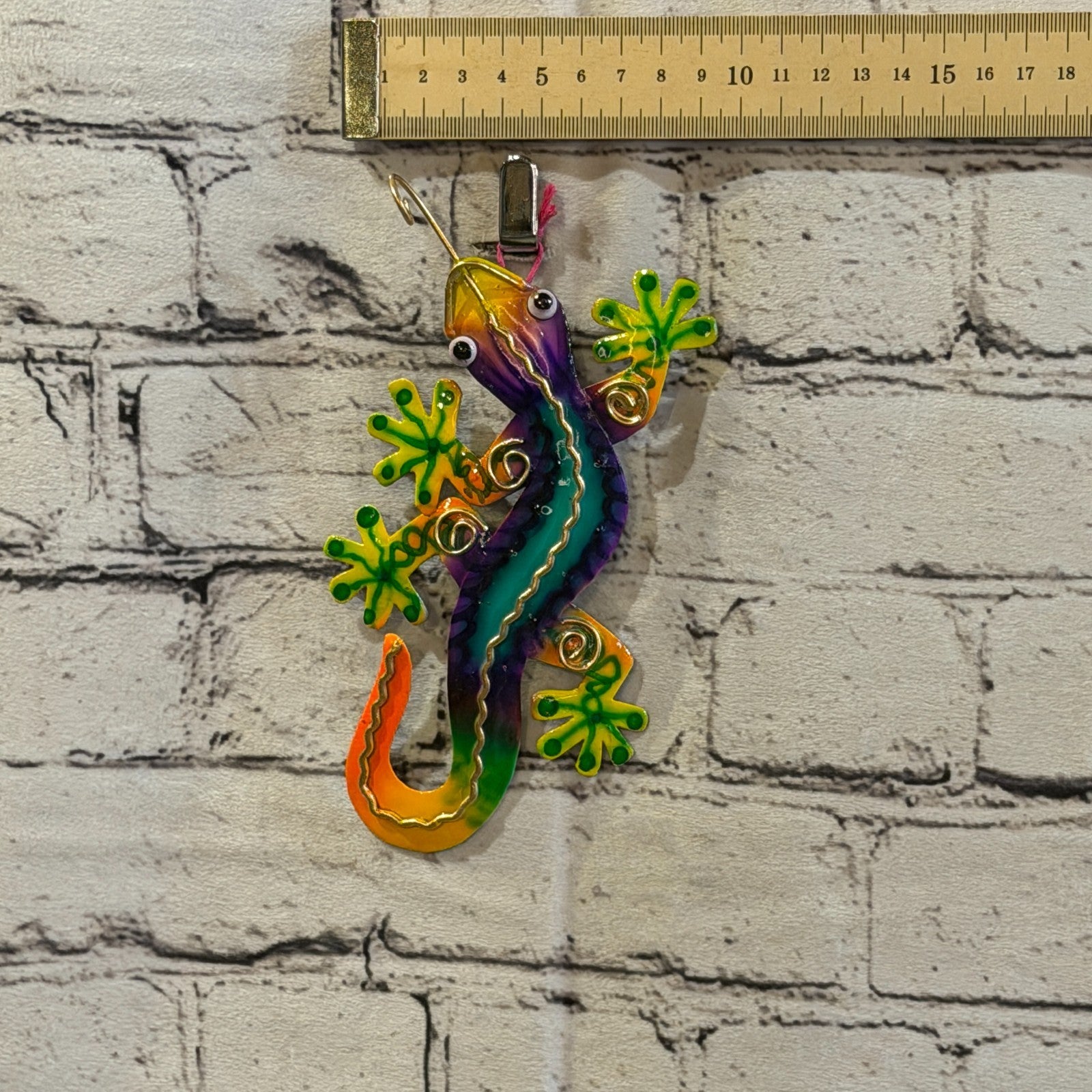 15cm x 8cm Green Gecko Lizard Metal Tin Wall Hanging Ornament Painted Statue3