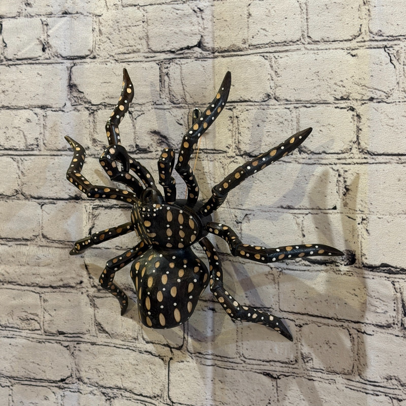 30cm x 25cm Brown Spots Wooden Spider Carving Hand Walking Tarantula Statue1