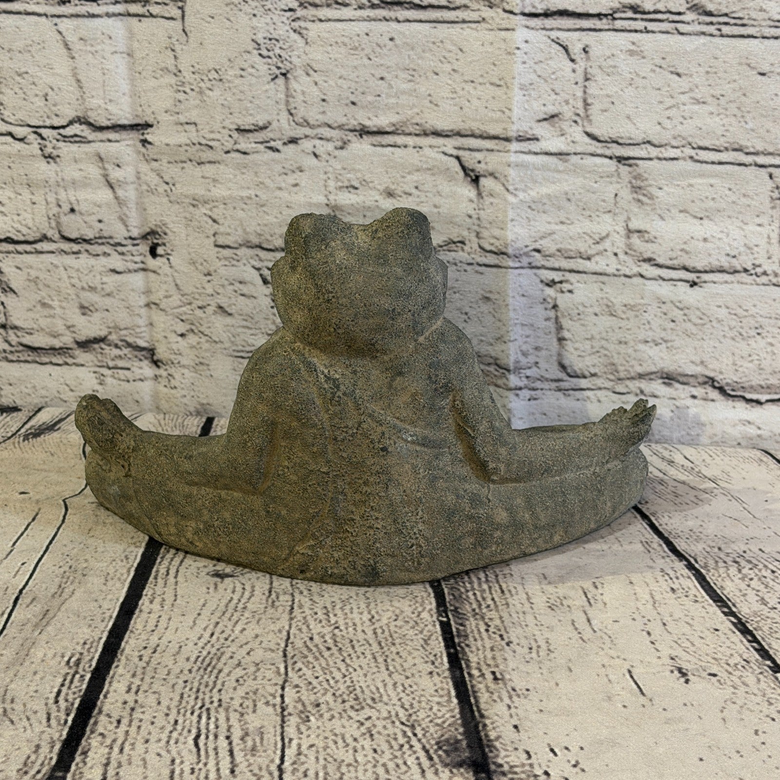 Sitting Frog Meditative Stone Garden 25cm x 15cm Ornament Indoor Statue Hindu4