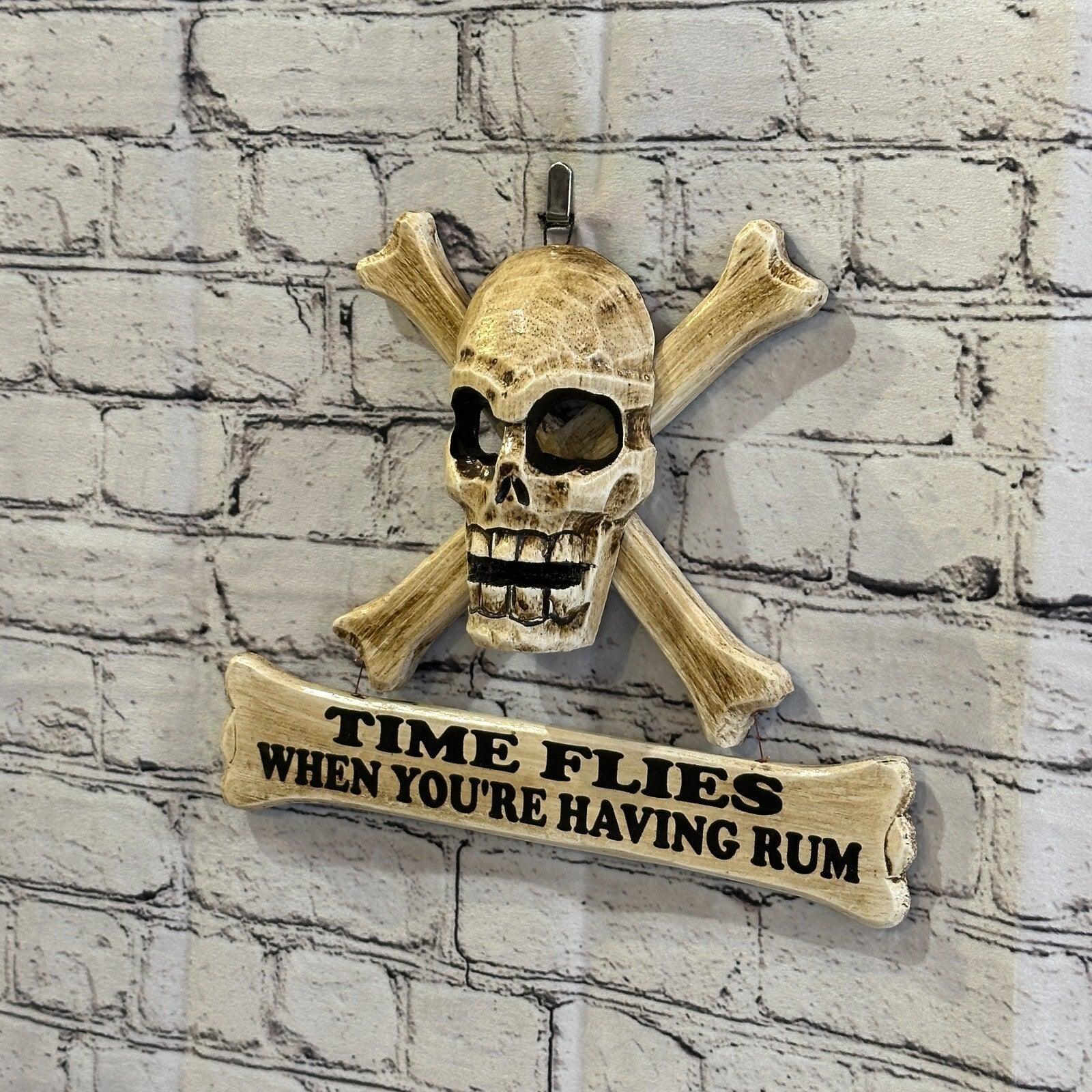 Skull & Crossbones Time Flies Rum Drink Pirate Sign Door Plaque 30cm x 25cm1