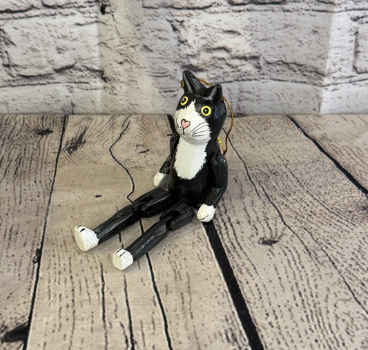 10cm Black White Cat Sitting Animal, Wooden Shelf Ornament Handmade Fairtrade0