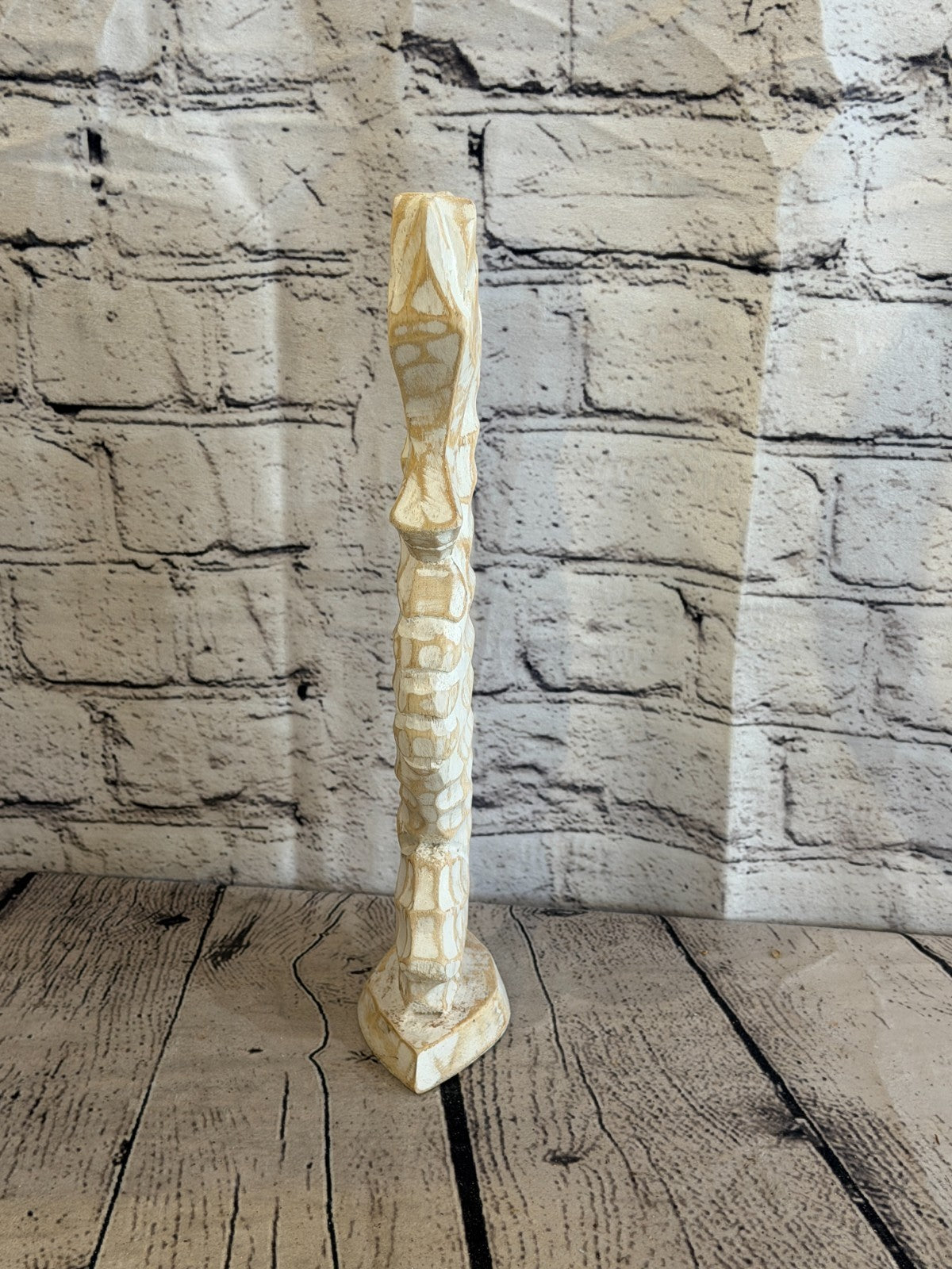 30cm White Wooden Shabby Seahorse Statue Ornament Fair Trade Handcarved1
