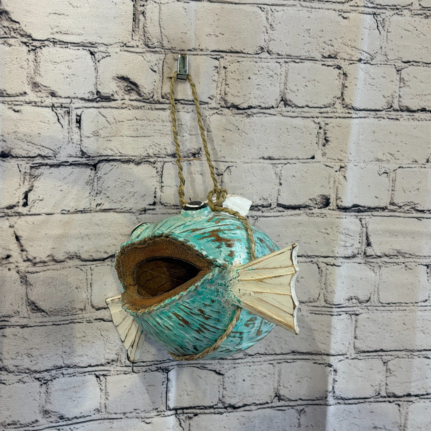 Green White Fins Folk Art Painted Shark Fish Coconut Shell Ornaments Hanging8