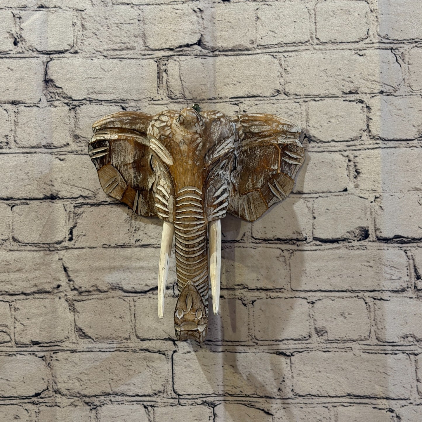 25cm x 25cm Plain Brown Painted Wood Elephant Head Wall Mounted Art Shabby2
