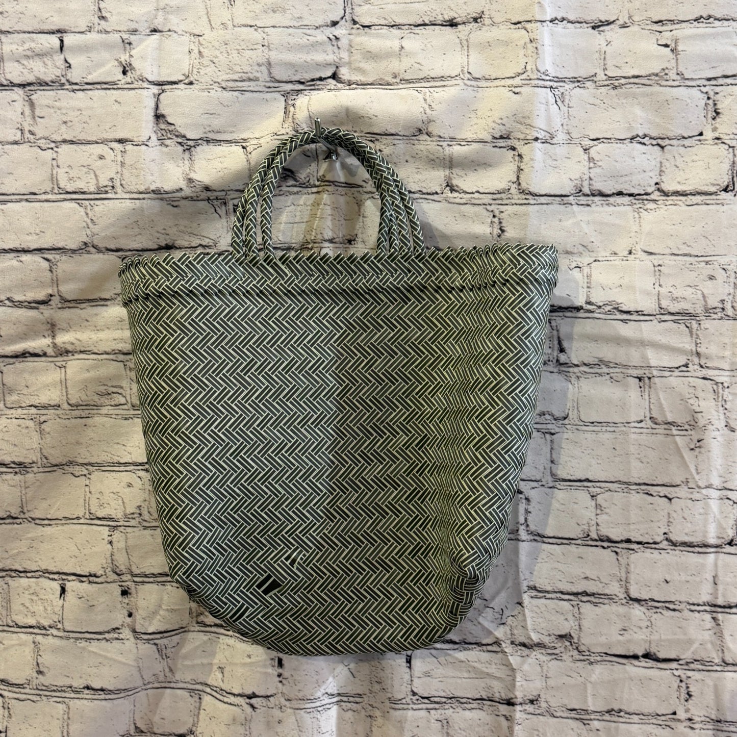 Grey 40cm Handwoven Tote Bag Recycled Plastic Eco-Friendly Market Beach2