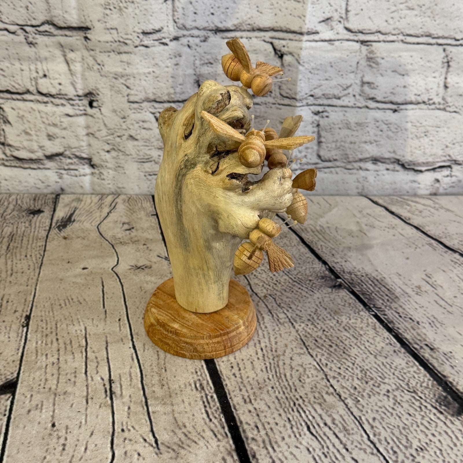 5 Bees Honeycomb Mushroom Bee Parasite Wood Ornament Natural Carving Wooden3