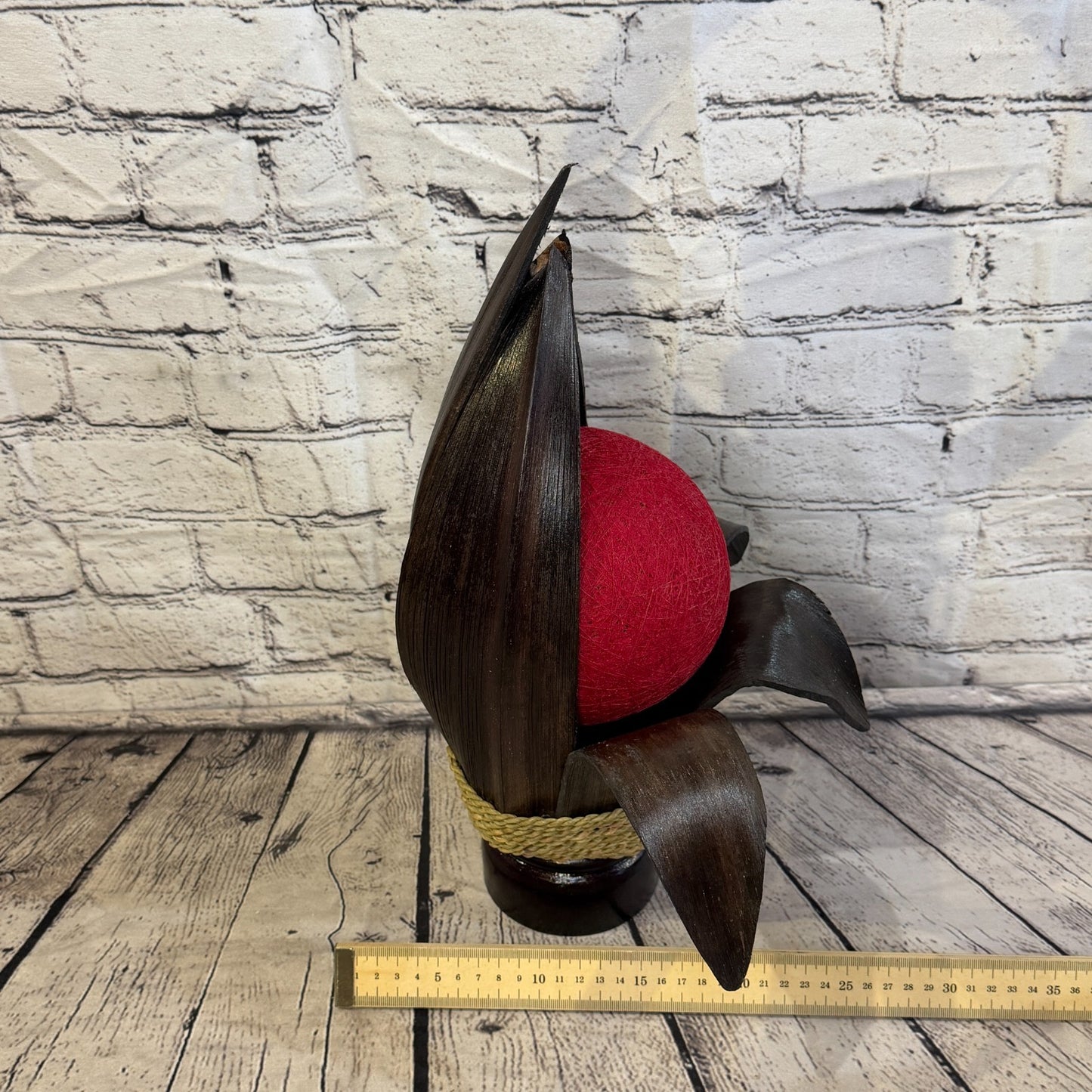 Red Light Brown Natural 40cm Tall Leaf Lamp Twist LED UK Mains Plug Design 57