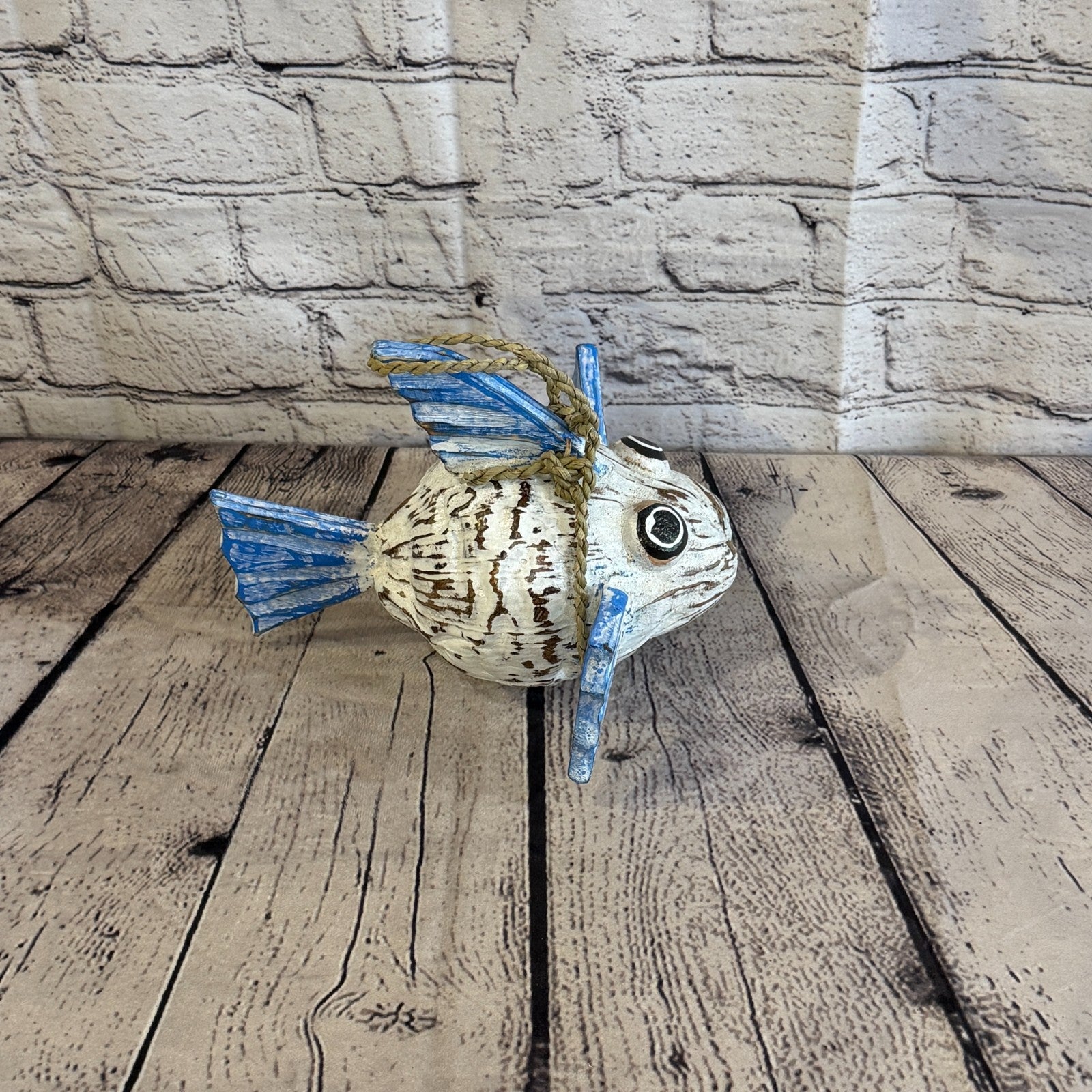 White Blue Fins Folk Art Painted Puffer Fish Coconut Shell Ornaments Hanging3