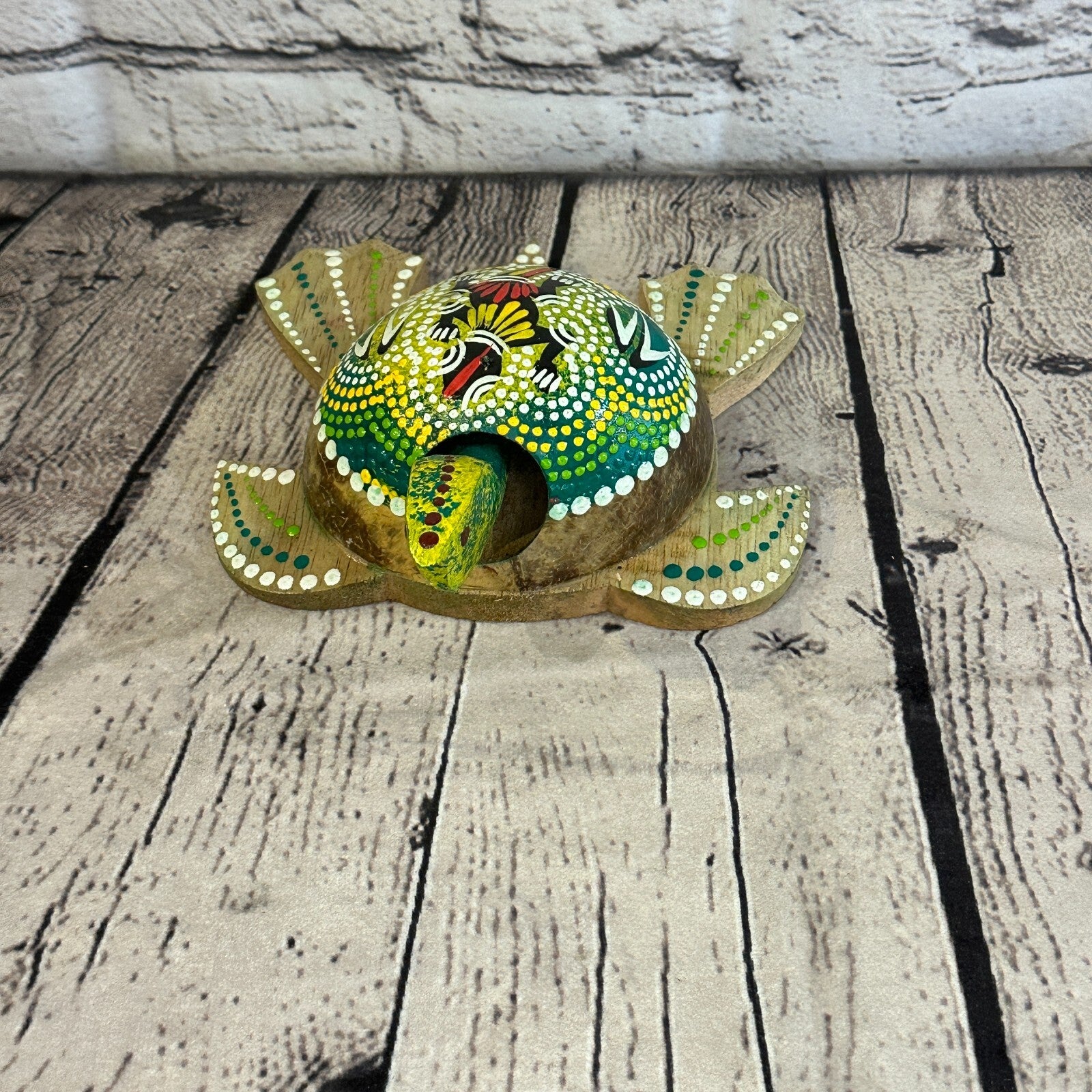 Green Painted Half Coconut Shell Wood Turtle Bobble Head Moving Tortoise2