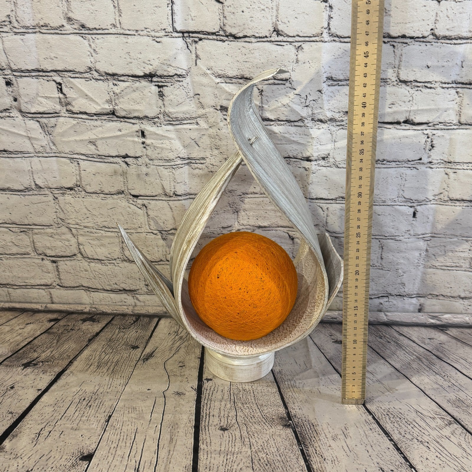 Orange Light White Natural 45cm Tall Leaf Lamp Twist LED UK Mains Plug Design 84
