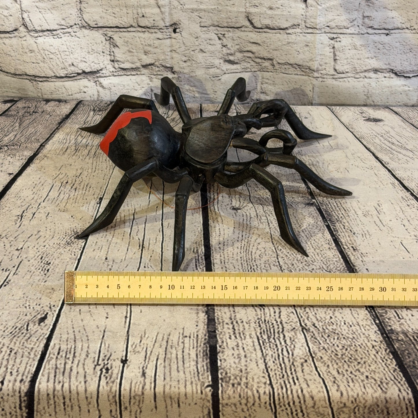 30cm x 25cm Black Widow Wooden Spider Carving Hand Walking Tarantula Statue9