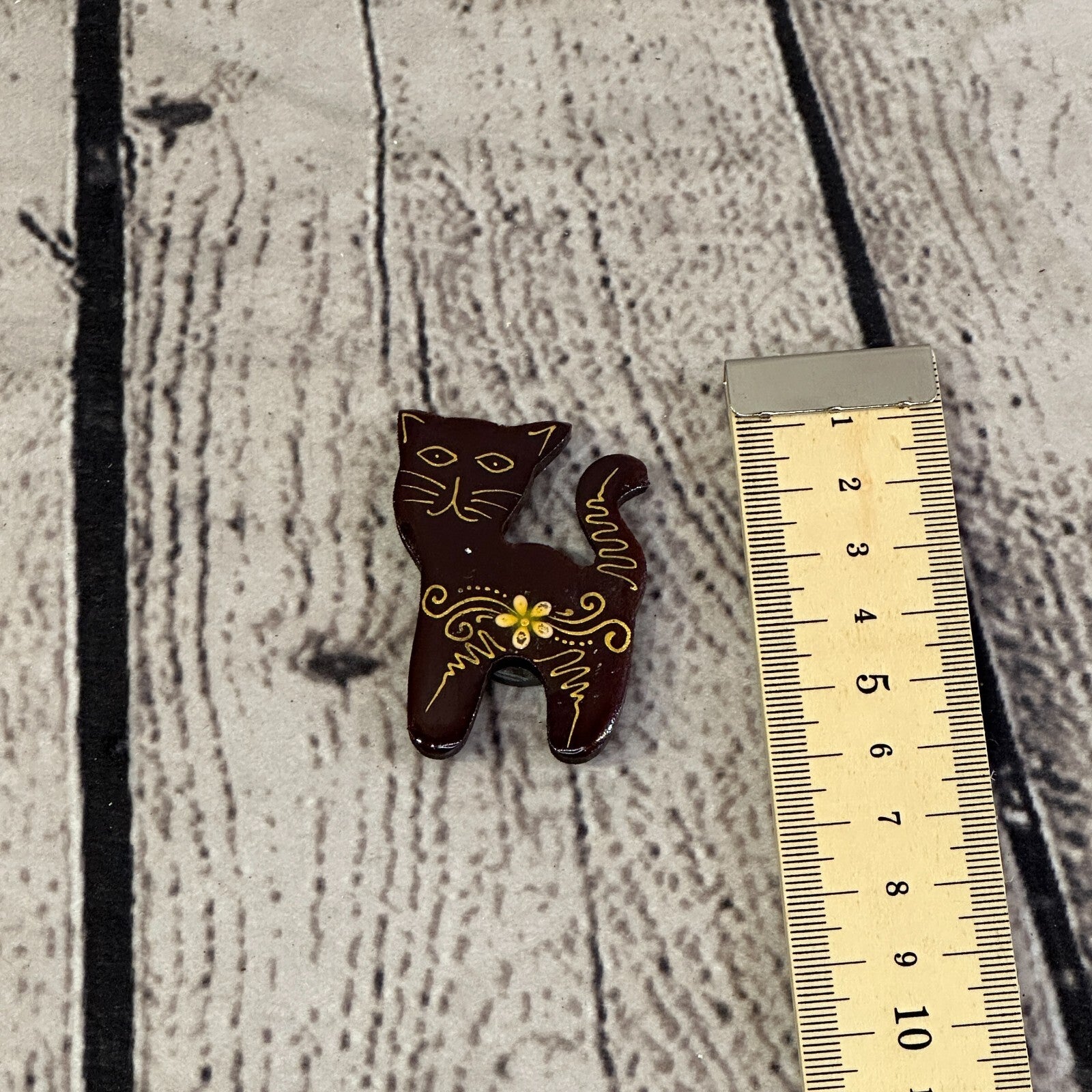 Standing Cat Wooden Animal Fridge Magnet Cartoon Magnetic Note Holder Novelty2