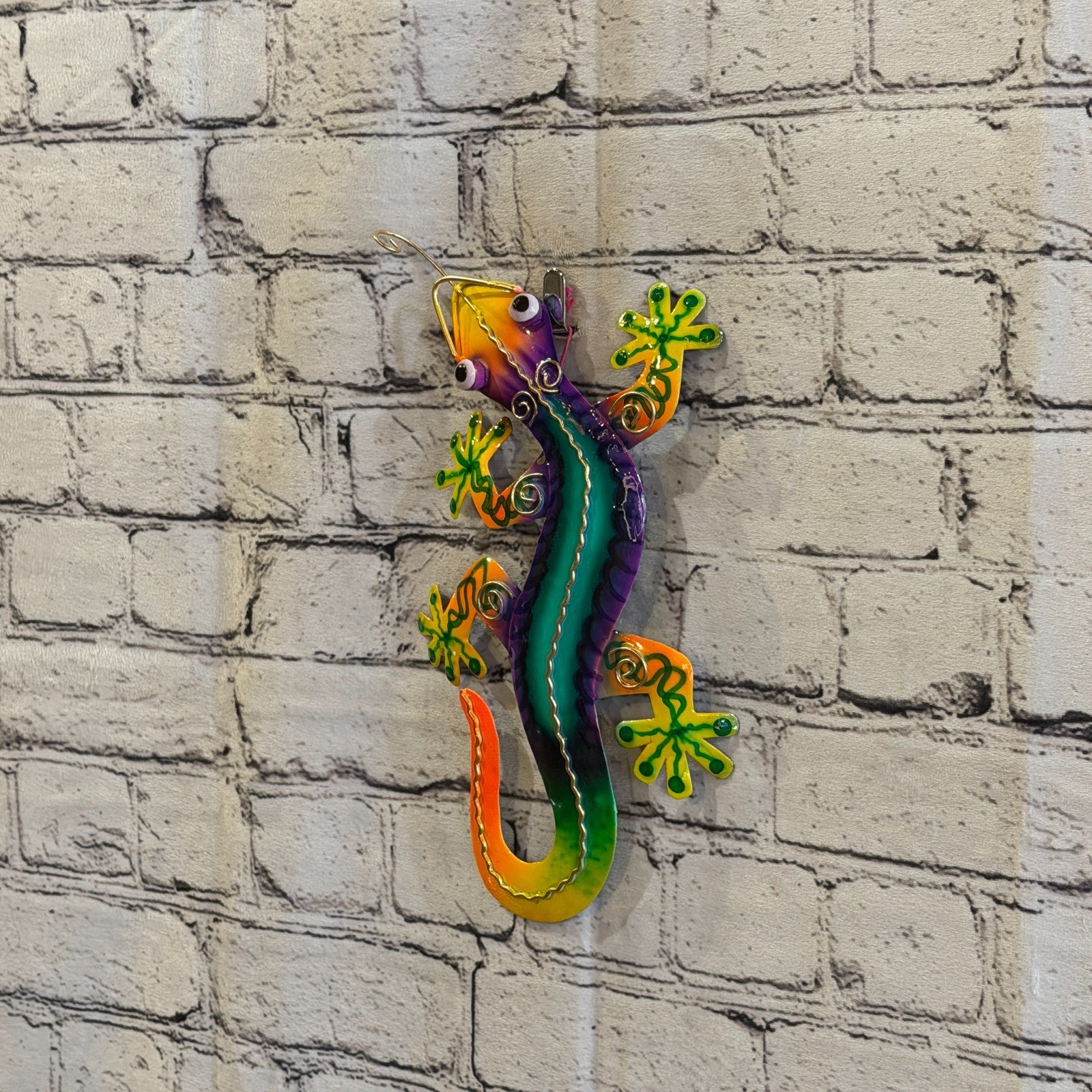25cm x 10cm Green Gecko Lizard Metal Tin Wall Hanging Ornament Painted Statue1
