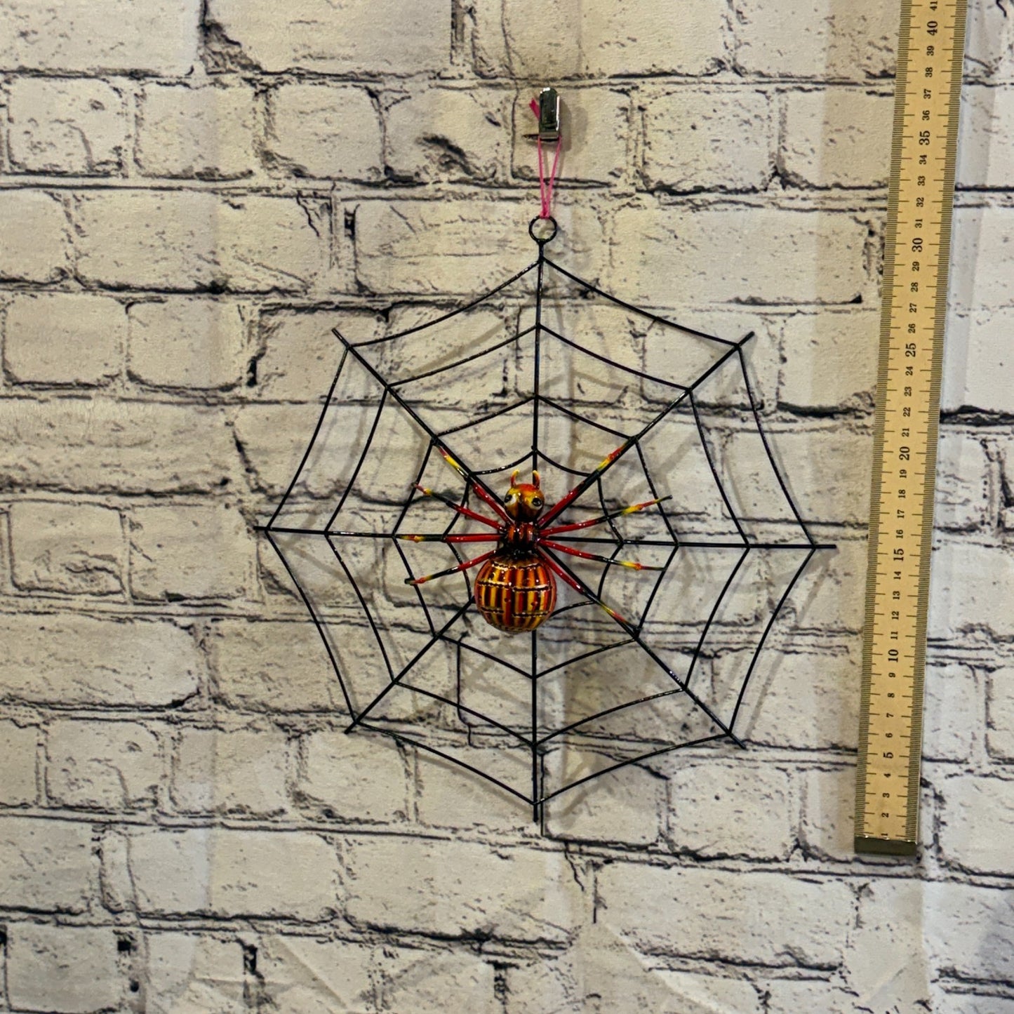 30cm x 30cm Red Spider On Web Bug Metal Tin Wall Hanging Ornament Statue4
