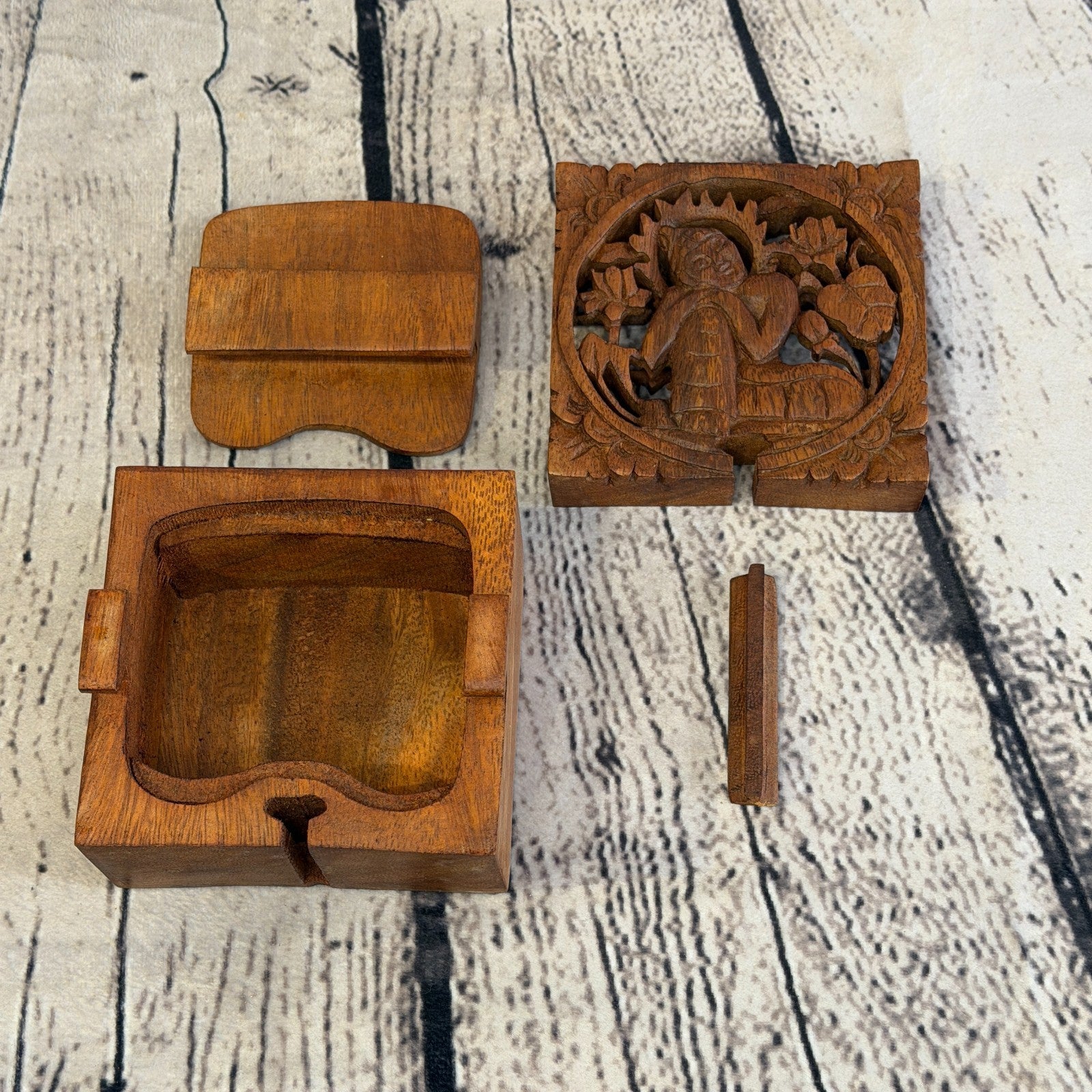 Square Buddha Flower 4 Bit Wooden Puzzle Box Secret Box Magic Trinket Handmade1